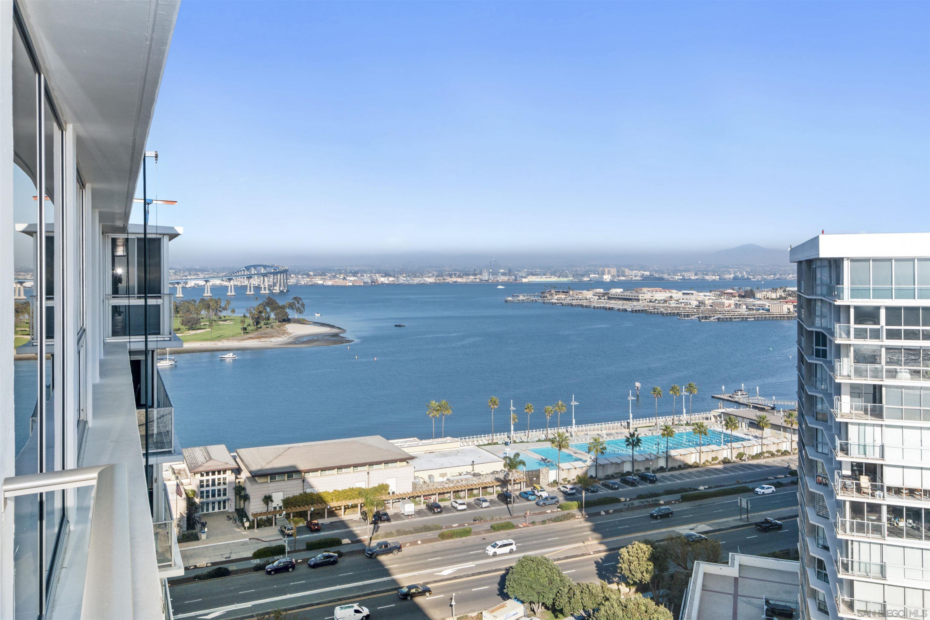 Detail Gallery Image 13 of 23 For 1810  Avenida Del Mundo  1608, Coronado,  CA 92118 - 3 Beds | 2 Baths