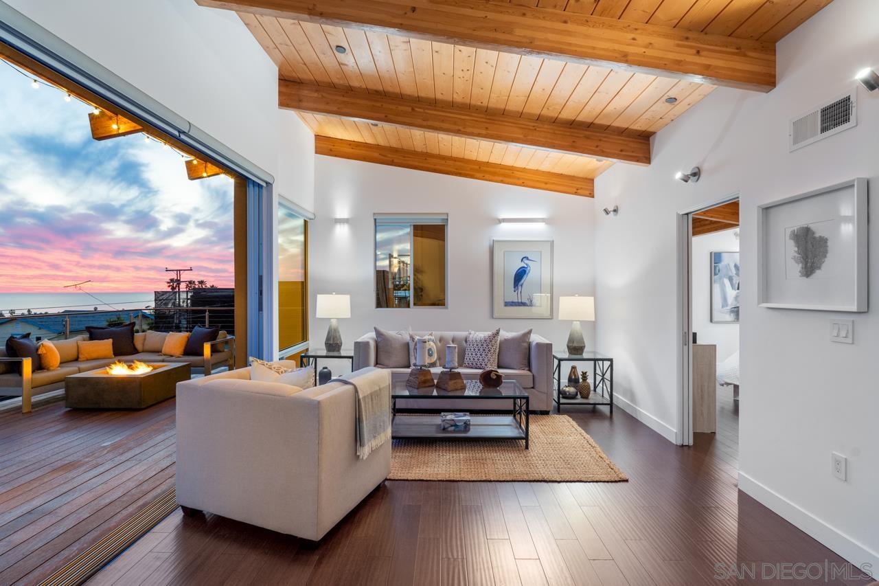 Detail Gallery Image 1 of 1 For 4529  Orchard Avenue, San Diego,  CA 92107 - 3 Beds | 3 Baths