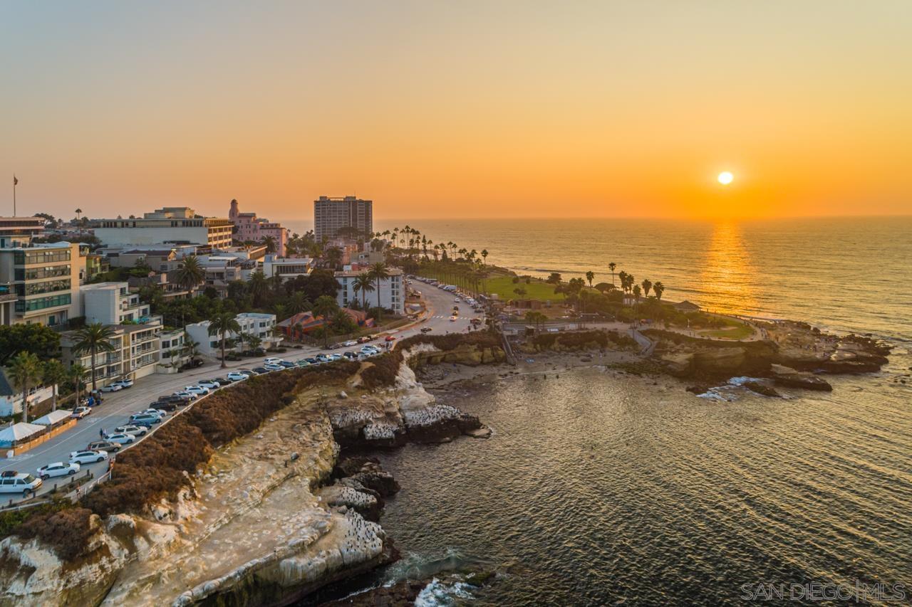 Detail Gallery Image 2 of 18 For 1219  Coast Blvd  6, La Jolla,  CA 92037 - 2 Beds | 2 Baths