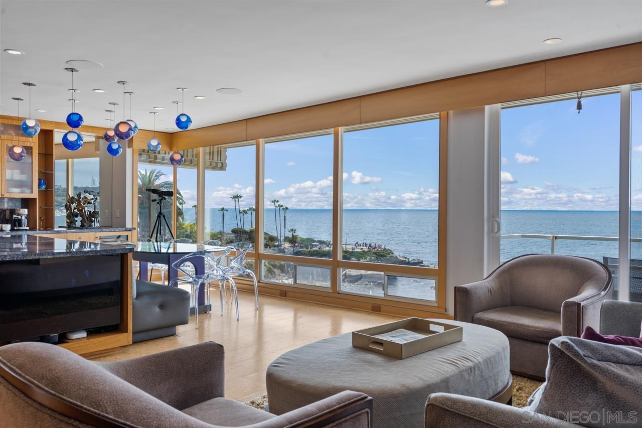 Detail Gallery Image 3 of 18 For 1219  Coast Blvd  6, La Jolla,  CA 92037 - 2 Beds | 2 Baths