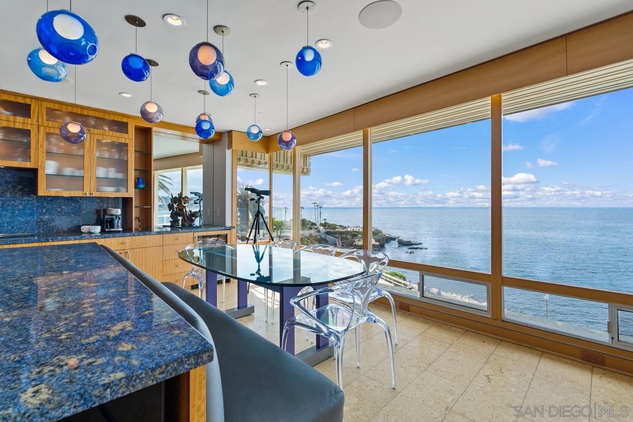 Detail Gallery Image 6 of 18 For 1219  Coast Blvd  6, La Jolla,  CA 92037 - 2 Beds | 2 Baths