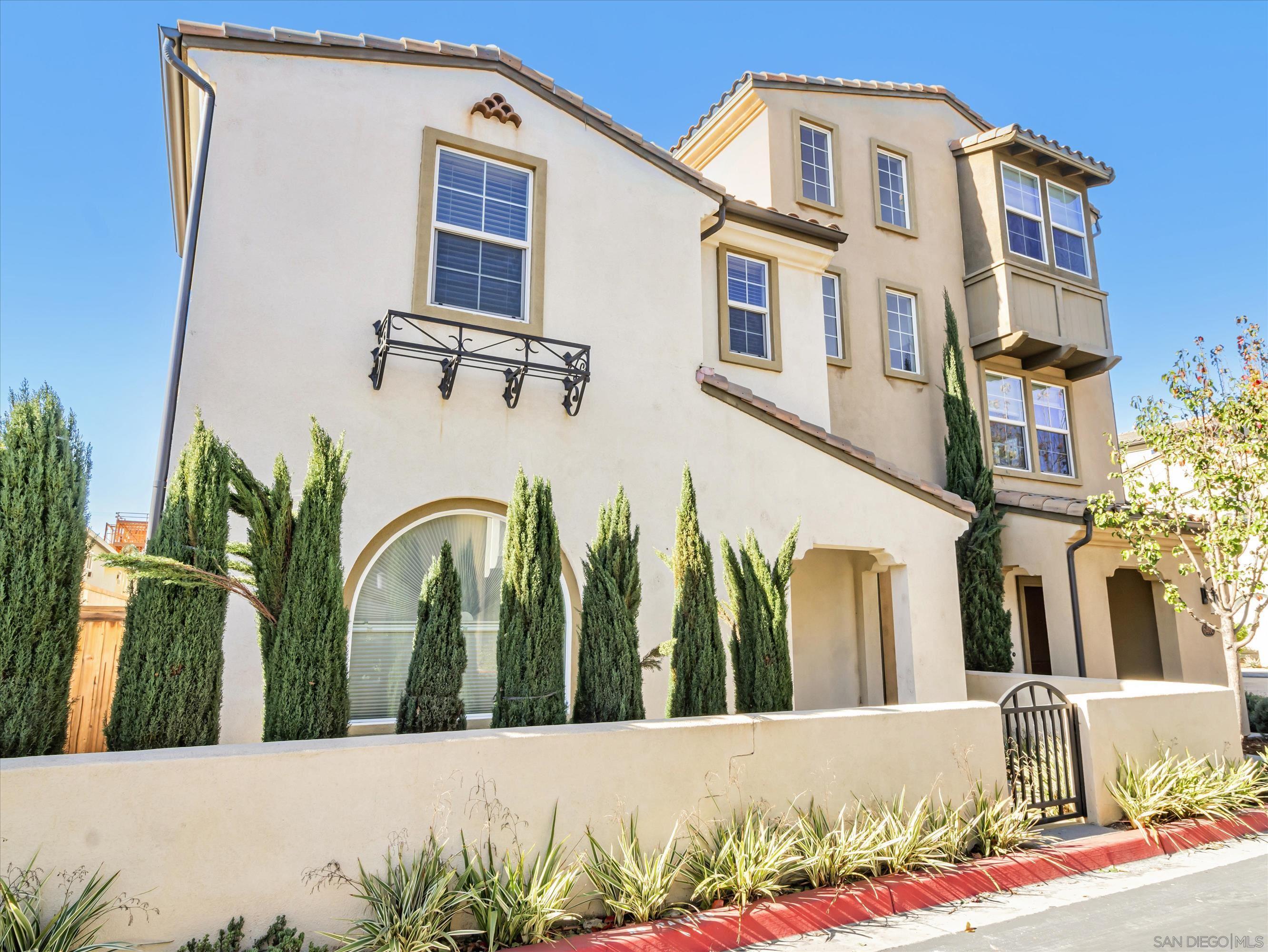 Detail Gallery Image 1 of 1 For 646 S Gladys Ave  a,  San Gabriel,  CA 91776 - 4 Beds | 3/1 Baths