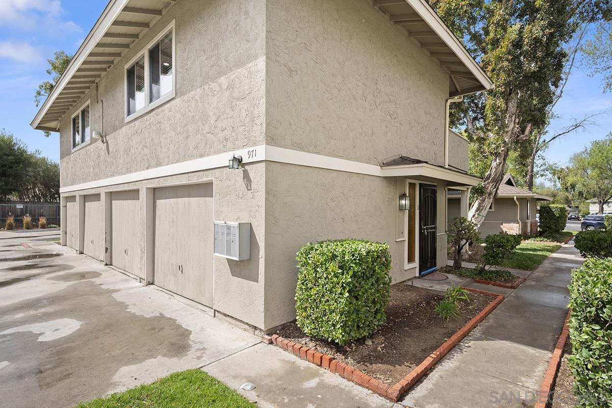 Detail Gallery Image 1 of 1 For 971  Amistad Pl  #D,  El Cajon,  CA 92019 - 2 Beds | 1 Baths