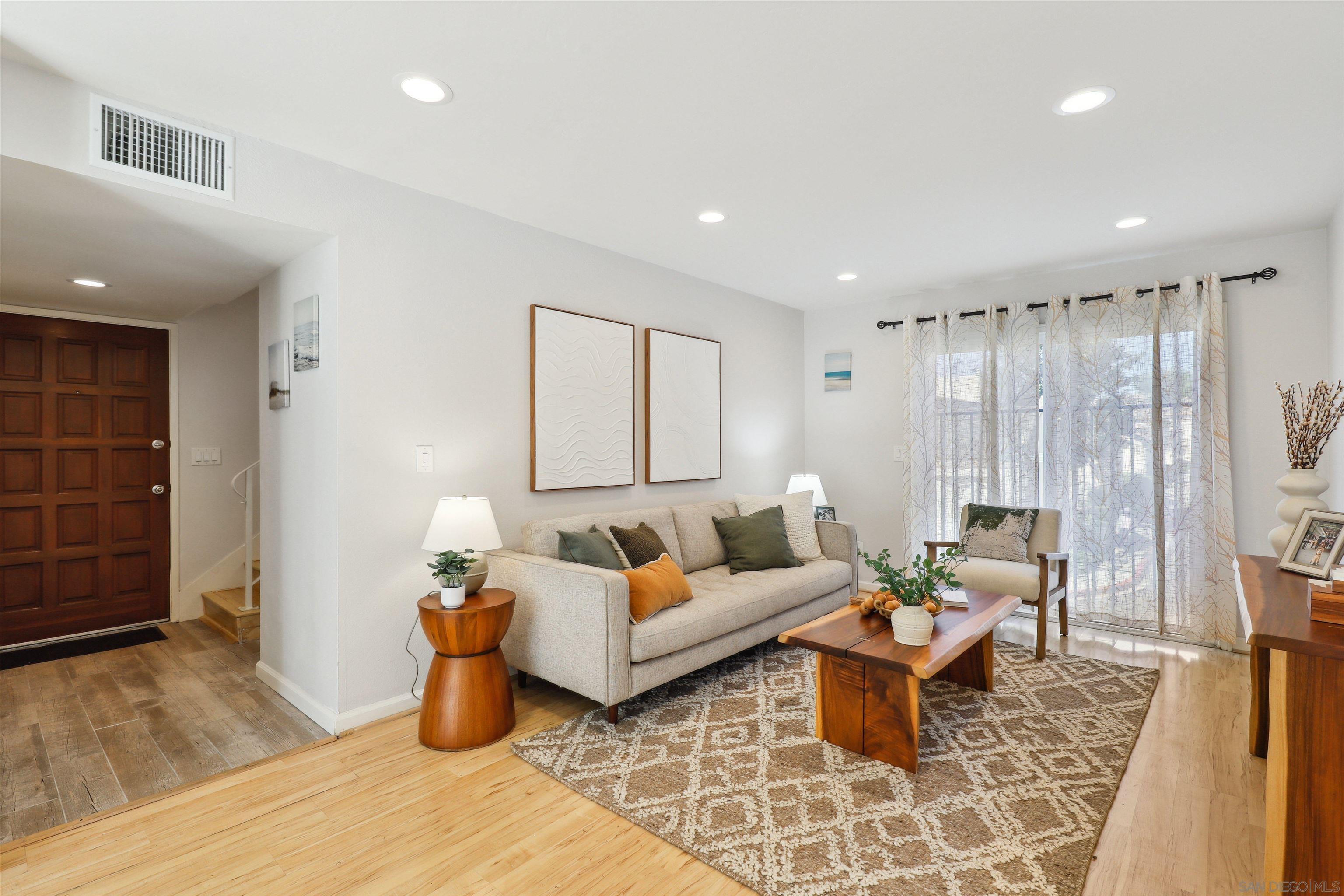 Detail Gallery Image 1 of 1 For 5695  Caminito Katerina, San Diego,  CA 92111 - 2 Beds | 1/1 Baths