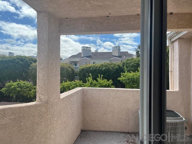 Detail Gallery Image 1 of 1 For 7247  Camino Degrazia  #50,  San Diego,  CA 92111 - 2 Beds | 2 Baths