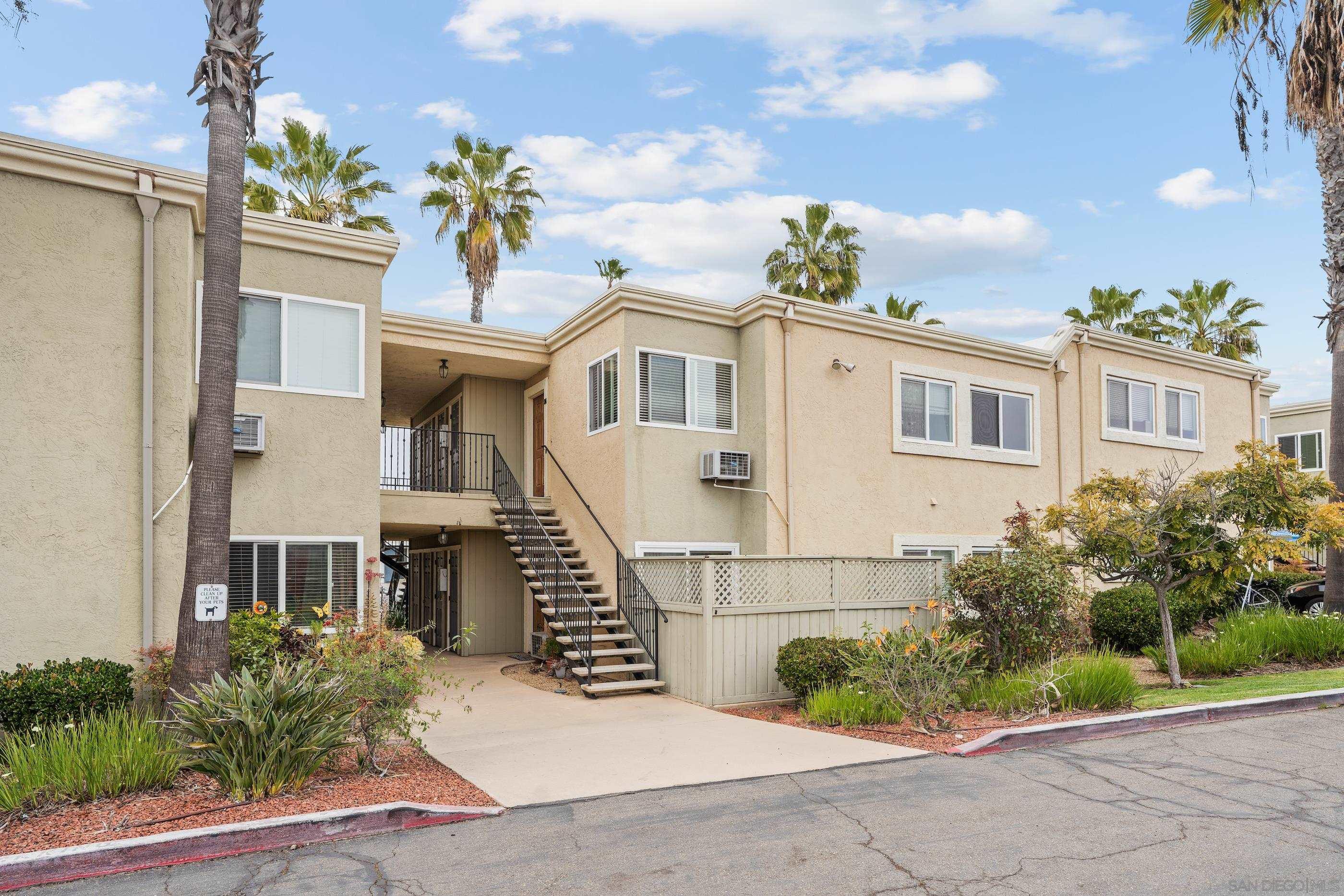 Detail Gallery Image 1 of 1 For 12745  Robison Blvd  #14,  Poway,  CA 92064 - 2 Beds | 2 Baths