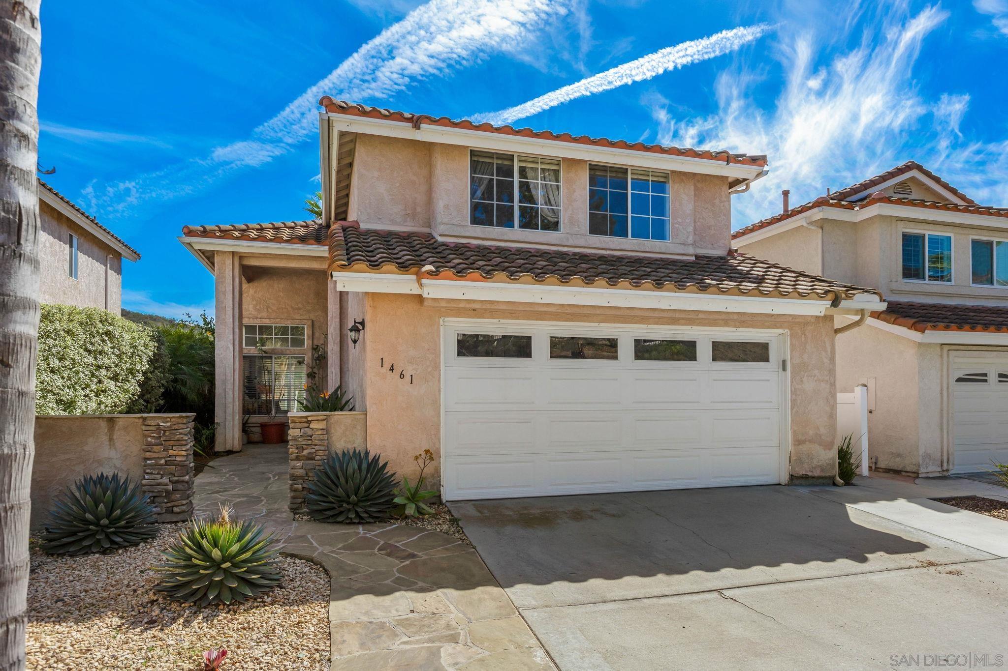 Detail Gallery Image 1 of 1 For 1461  Green Oak Rd., Vista,  CA 92081 - 4 Beds | 2/1 Baths