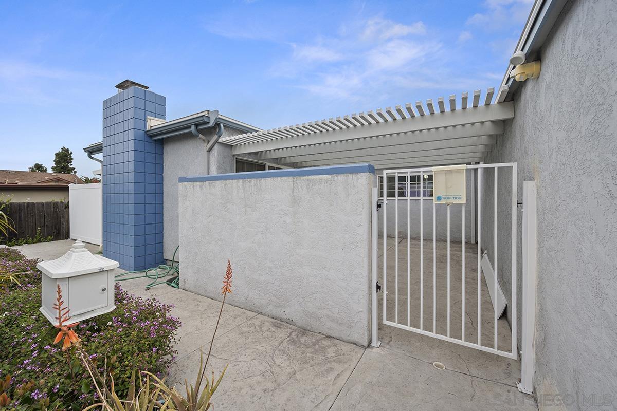 Detail Gallery Image 1 of 1 For 7111  Regner Rd, San Diego,  CA 92119 - 4 Beds | 2/1 Baths