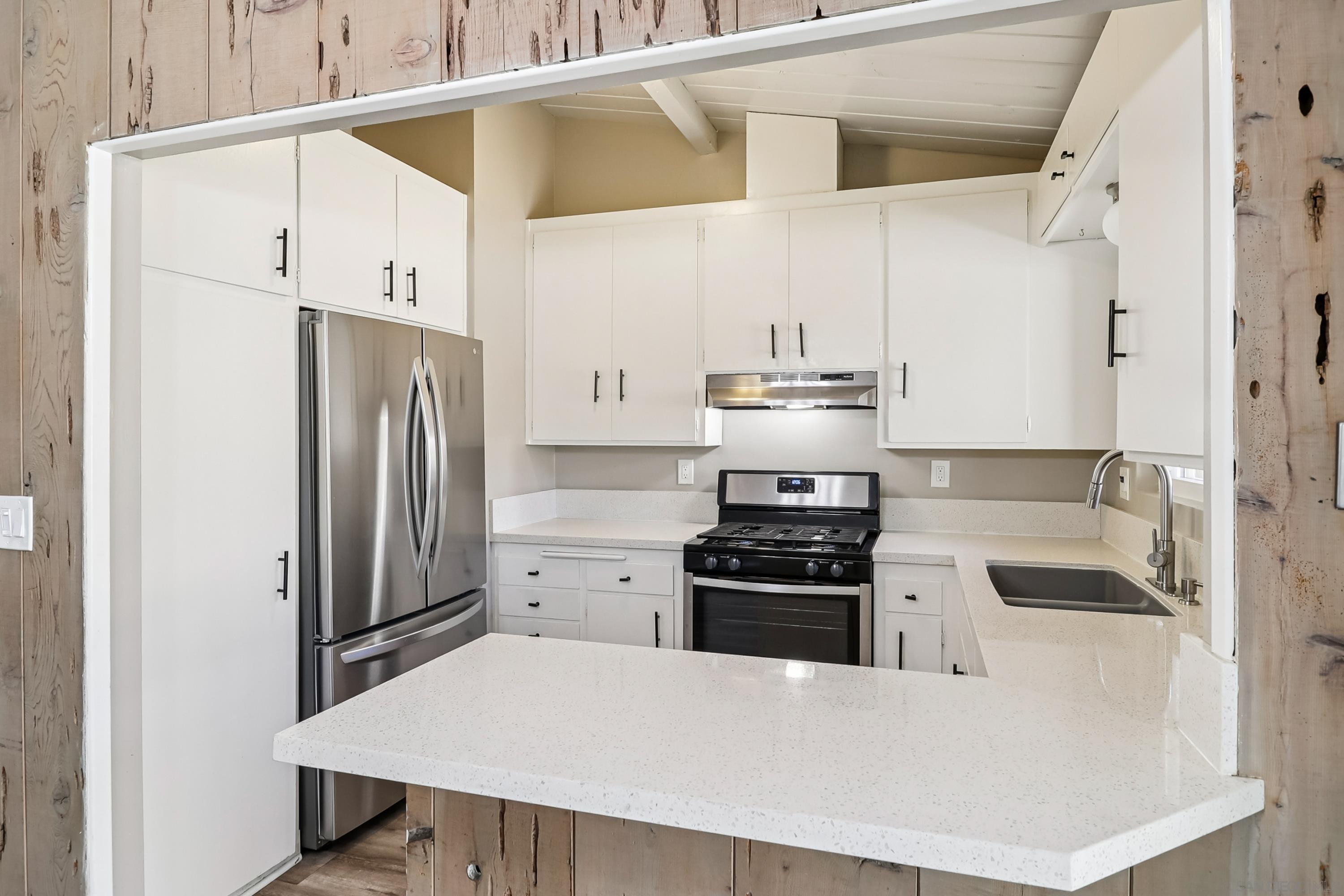 Detail Gallery Image 12 of 25 For 5750  Amaya Dr  #10,  La Mesa,  CA 91942 - 2 Beds | 2 Baths