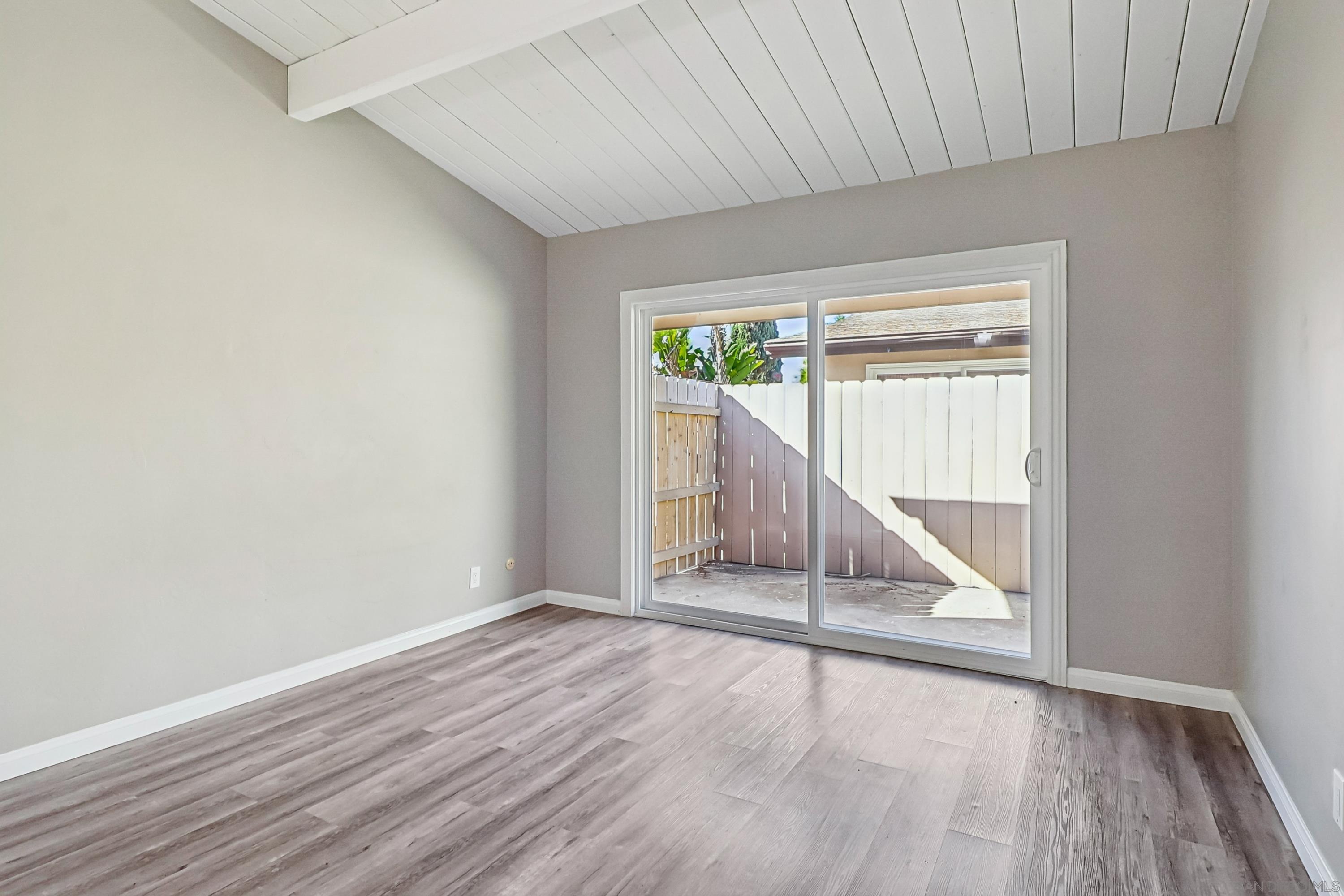 Detail Gallery Image 7 of 25 For 5750  Amaya Dr  #10,  La Mesa,  CA 91942 - 2 Beds | 2 Baths