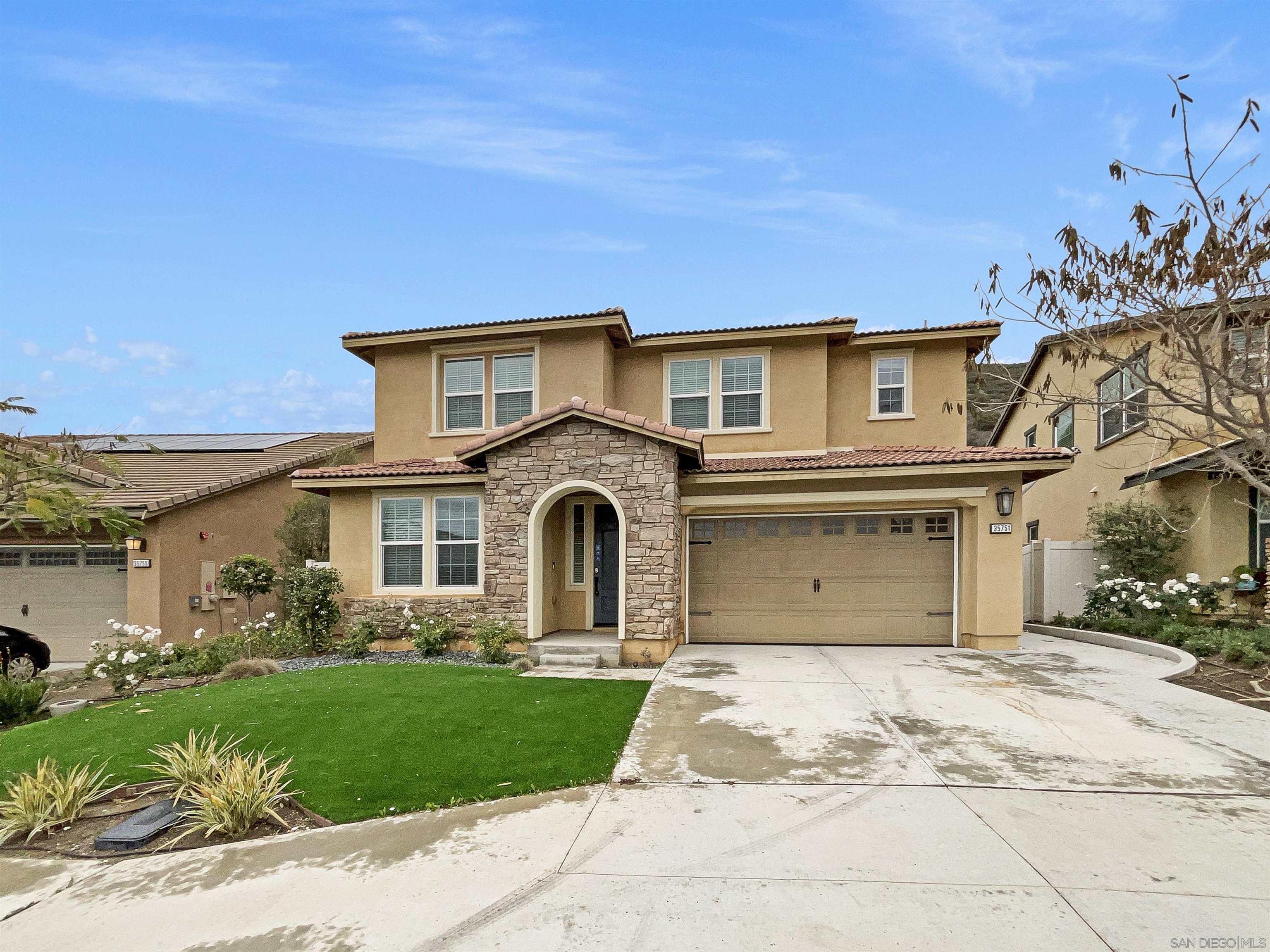 Detail Gallery Image 1 of 1 For 35751  Garrano Ln, Fallbrook,  CA 92028 - 5 Beds | 4/1 Baths