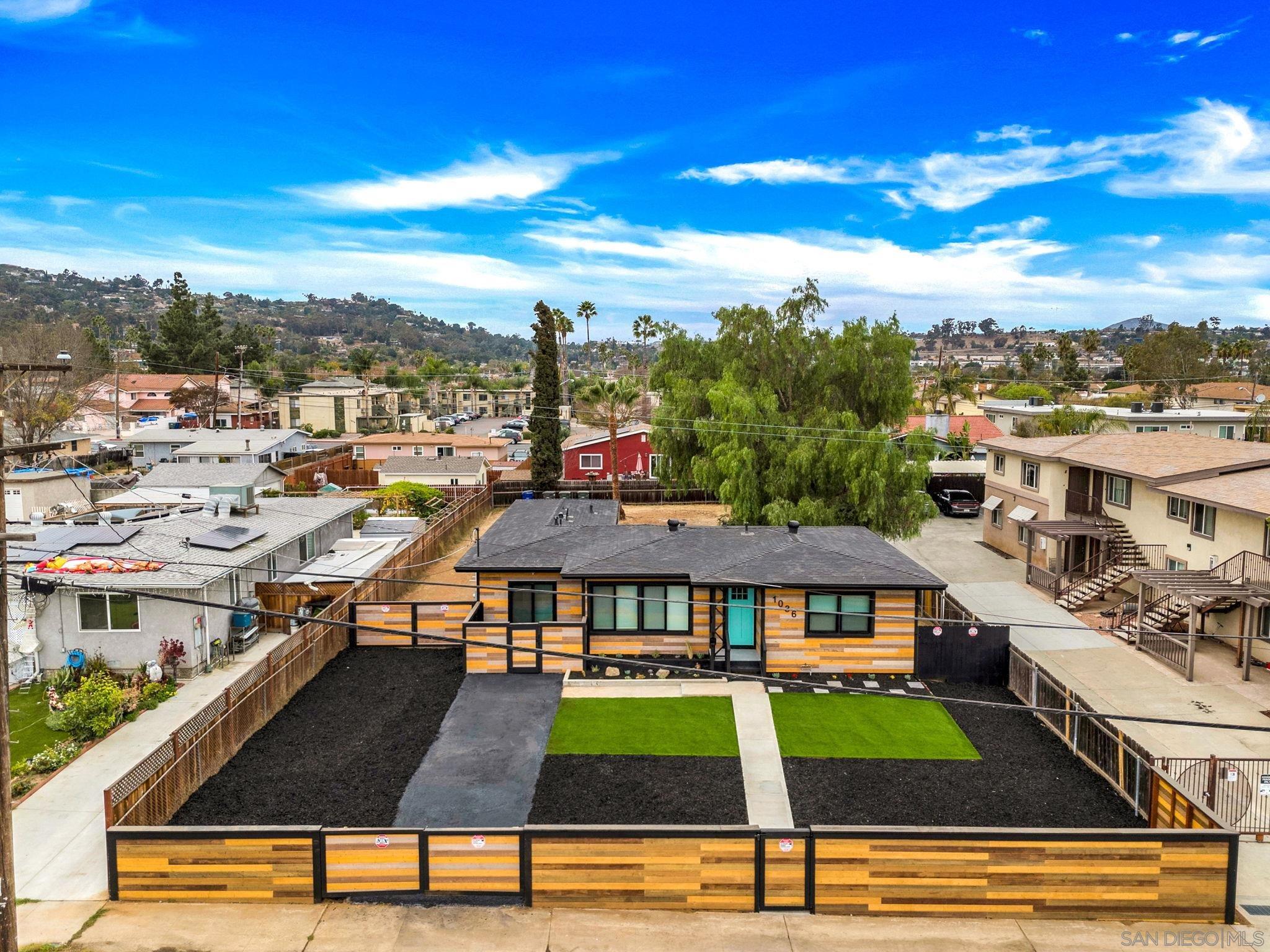 Detail Gallery Image 1 of 1 For 1036  Leslie Rd, El Cajon,  CA 92020 - 4 Beds | 3 Baths