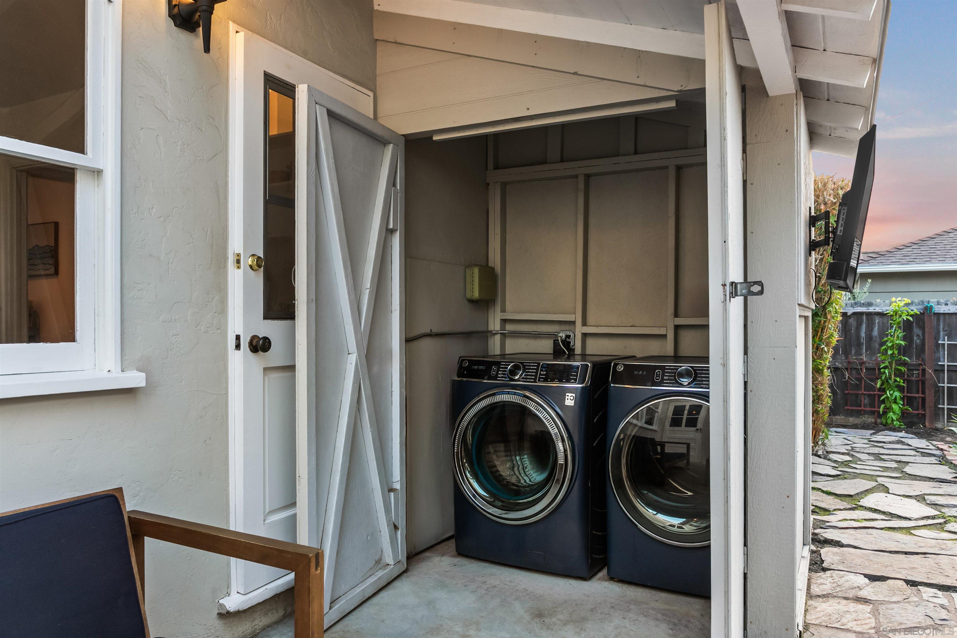 Detail Gallery Image 17 of 26 For 714  Rushville, La Jolla,  CA 92037 - 2 Beds | 1 Baths