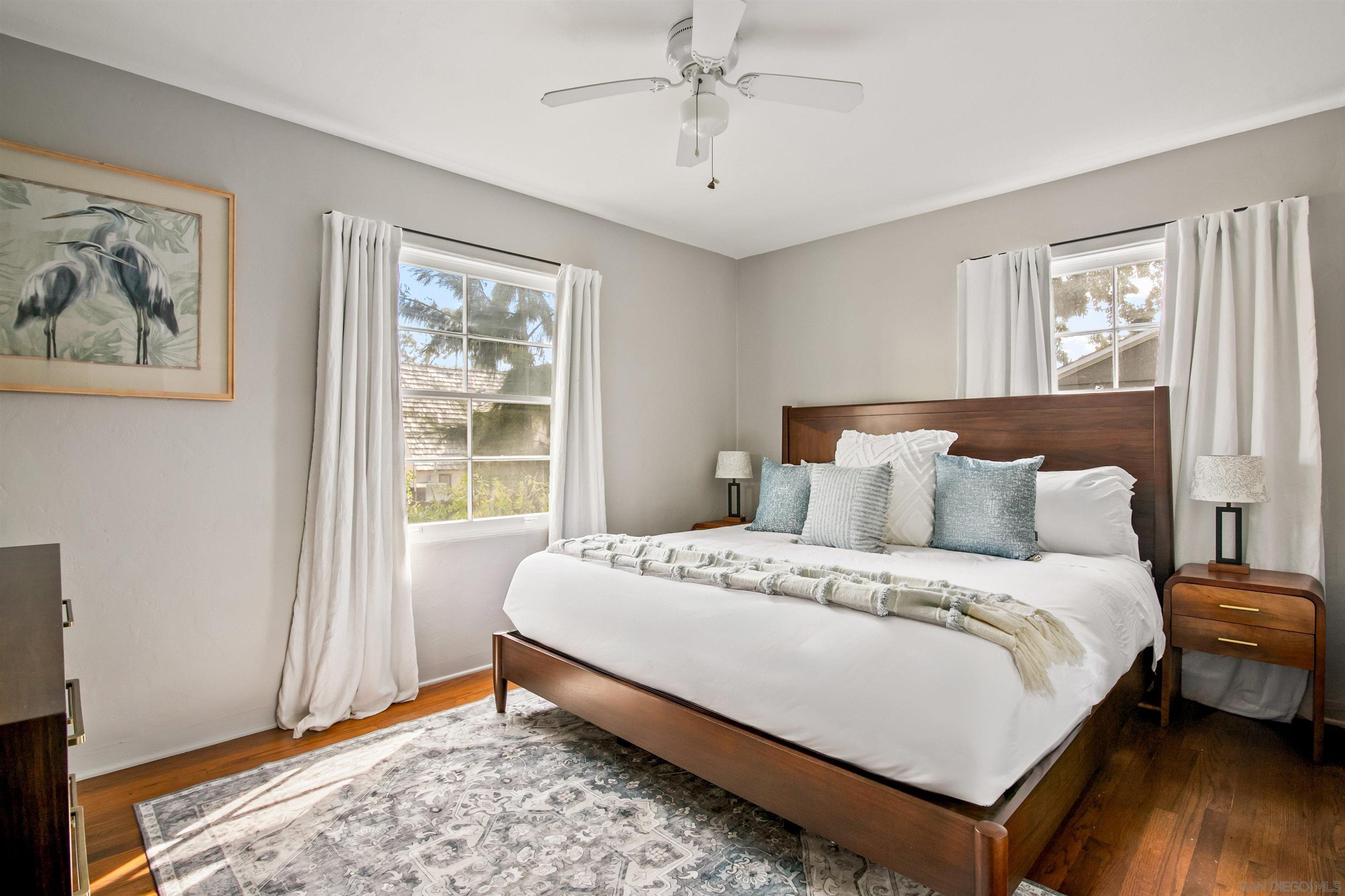 Detail Gallery Image 5 of 26 For 714  Rushville, La Jolla,  CA 92037 - 2 Beds | 1 Baths