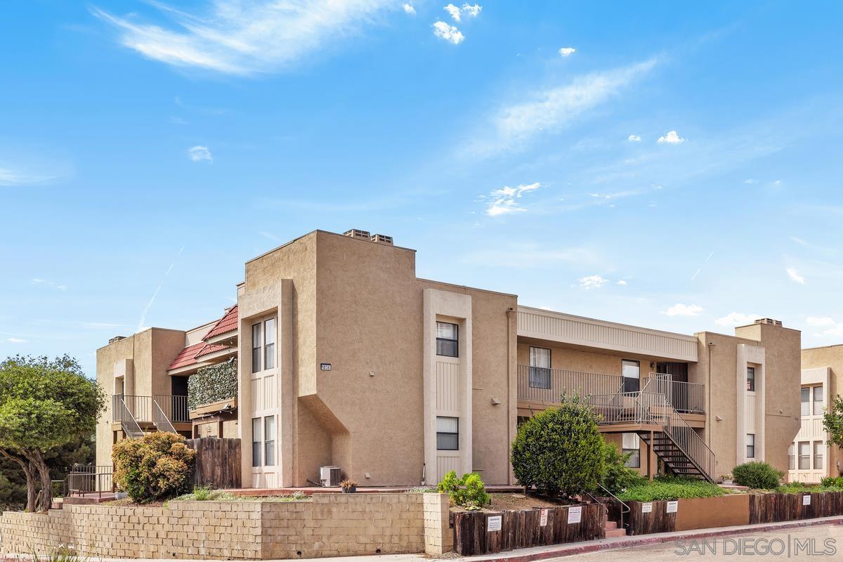 Detail Gallery Image 1 of 1 For 1836  via Las Palmas  #4,  National City,  CA 91950 - 2 Beds | 2 Baths