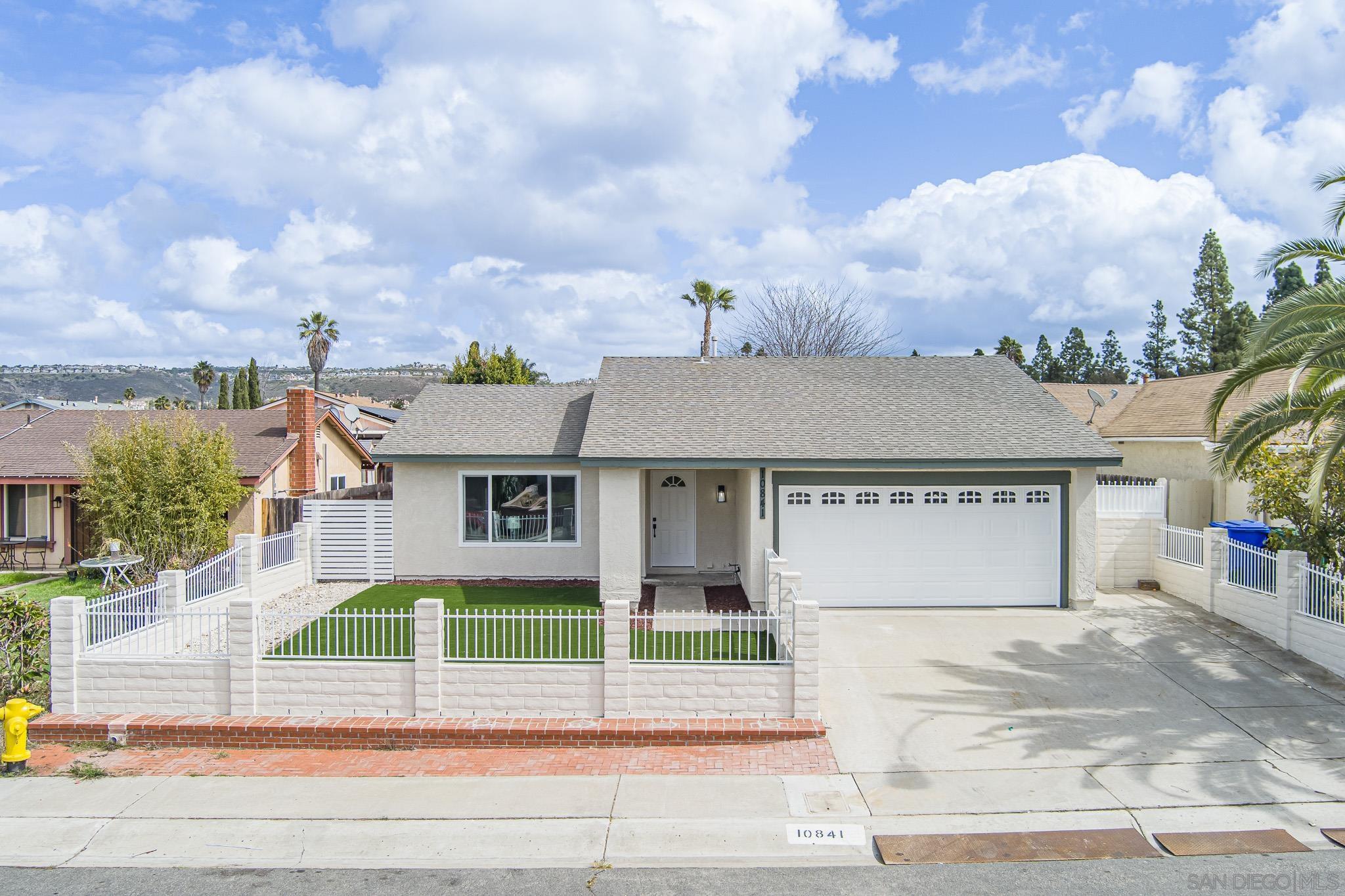 Detail Gallery Image 1 of 1 For 10841  Elderburry Ct, San Diego,  CA 92126 - 4 Beds | 3 Baths