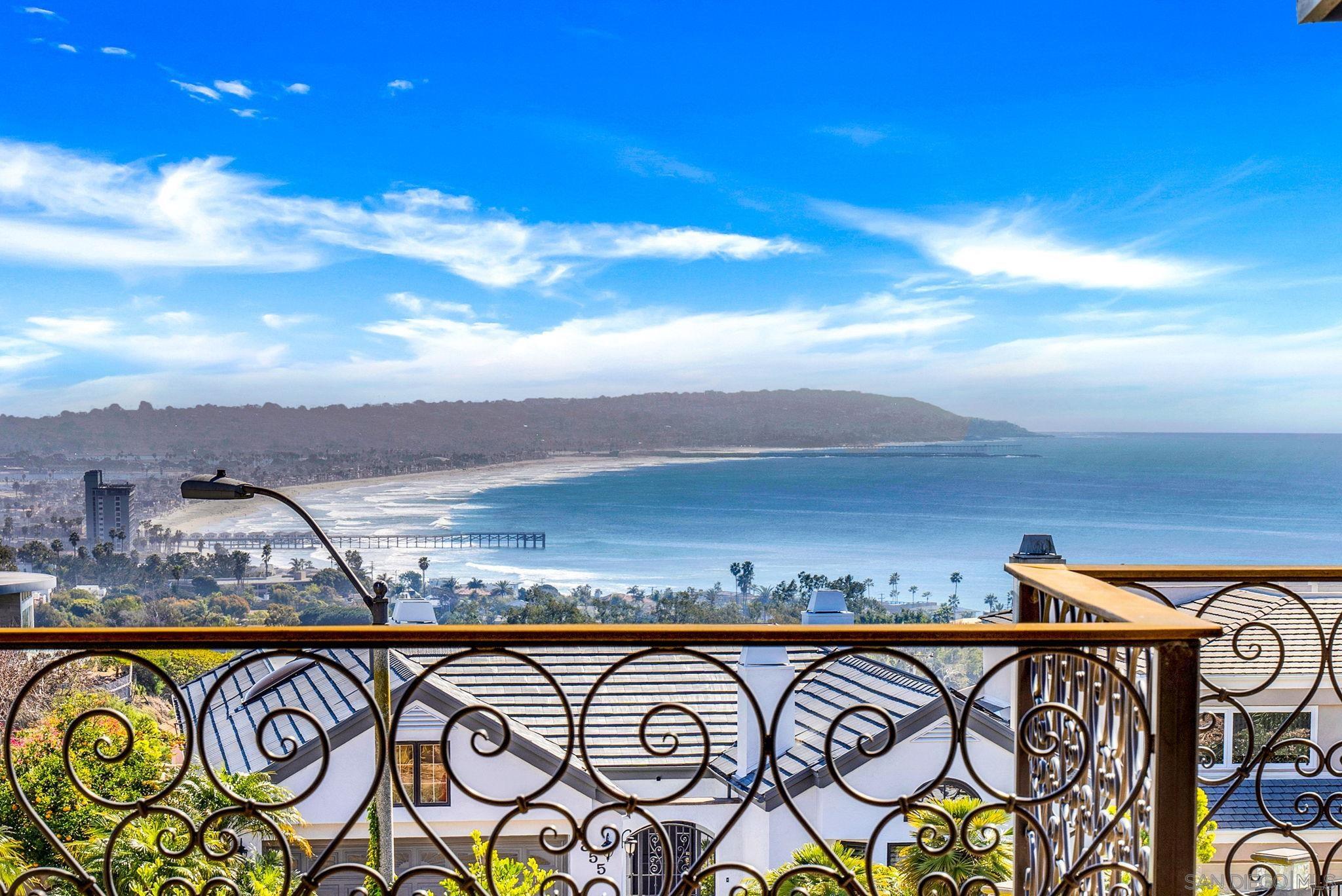 Detail Gallery Image 1 of 1 For 5791  La Jolla Corona Dr, La Jolla,  CA 92037 - 4 Beds | 4 Baths