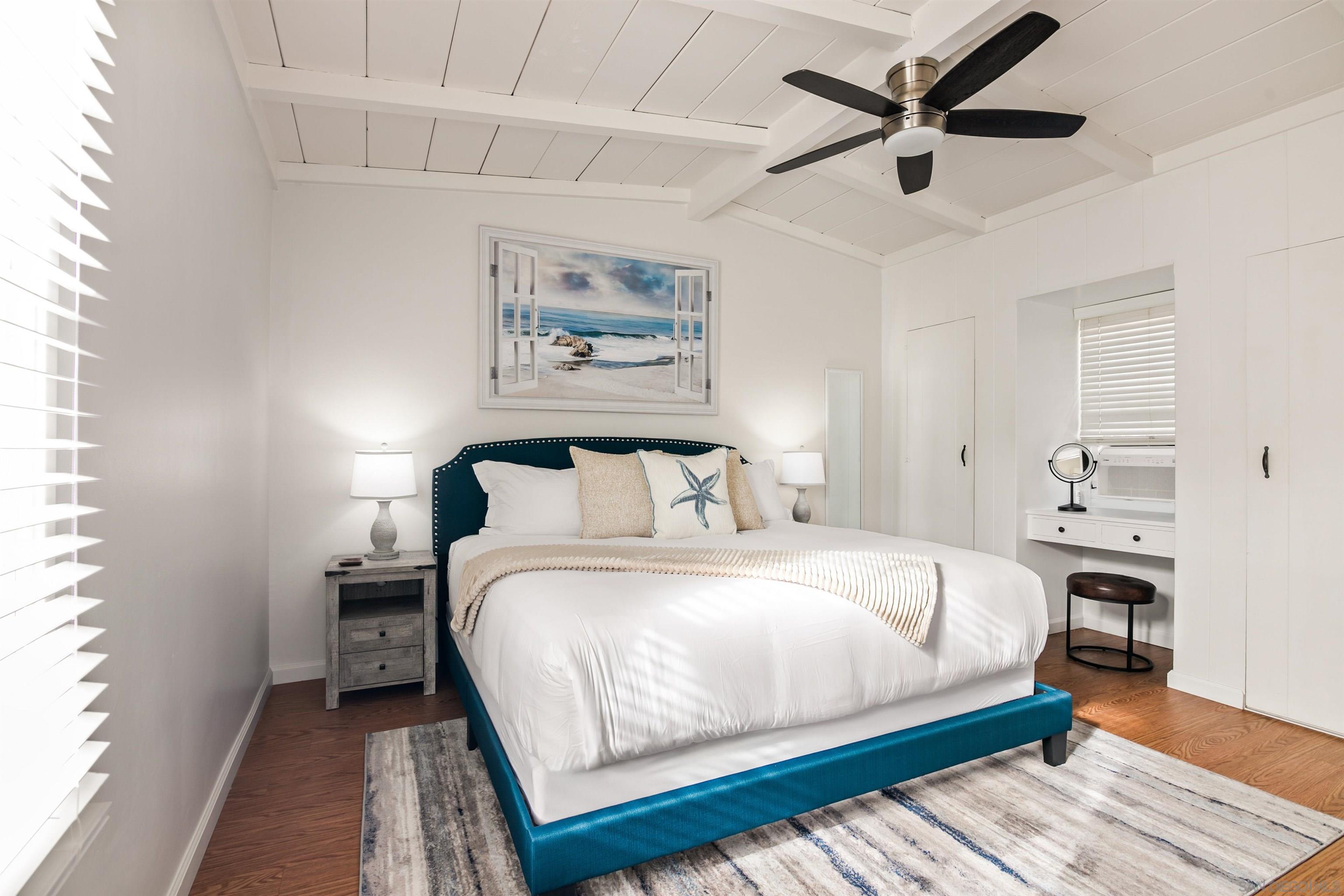 Detail Gallery Image 4 of 22 For 319  Nautilus Street, La Jolla,  CA 92037 - 1 Beds | 1 Baths