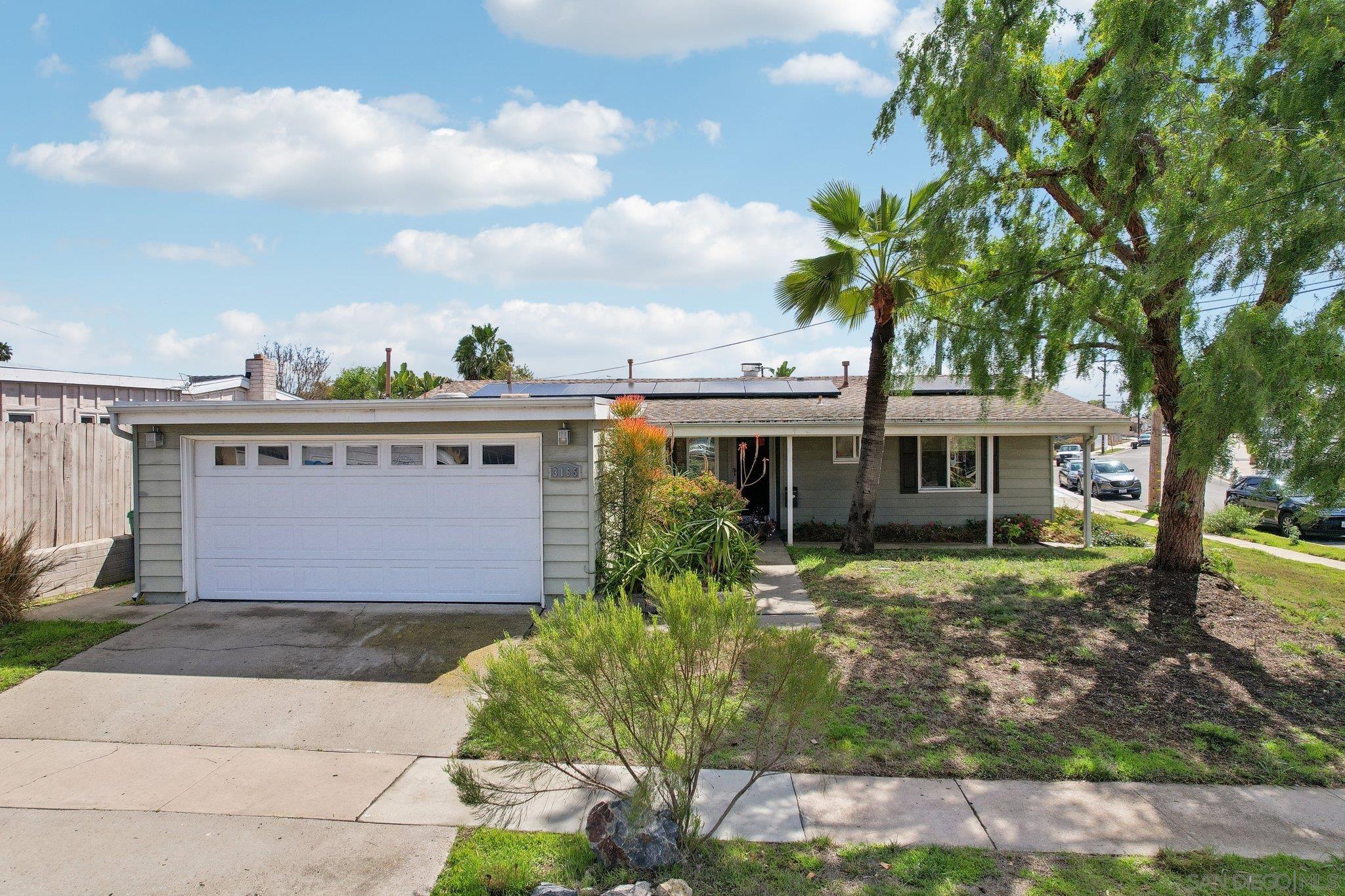 Detail Gallery Image 1 of 1 For 3165  Admiral, San Diego,  CA 92123 - 3 Beds | 2 Baths