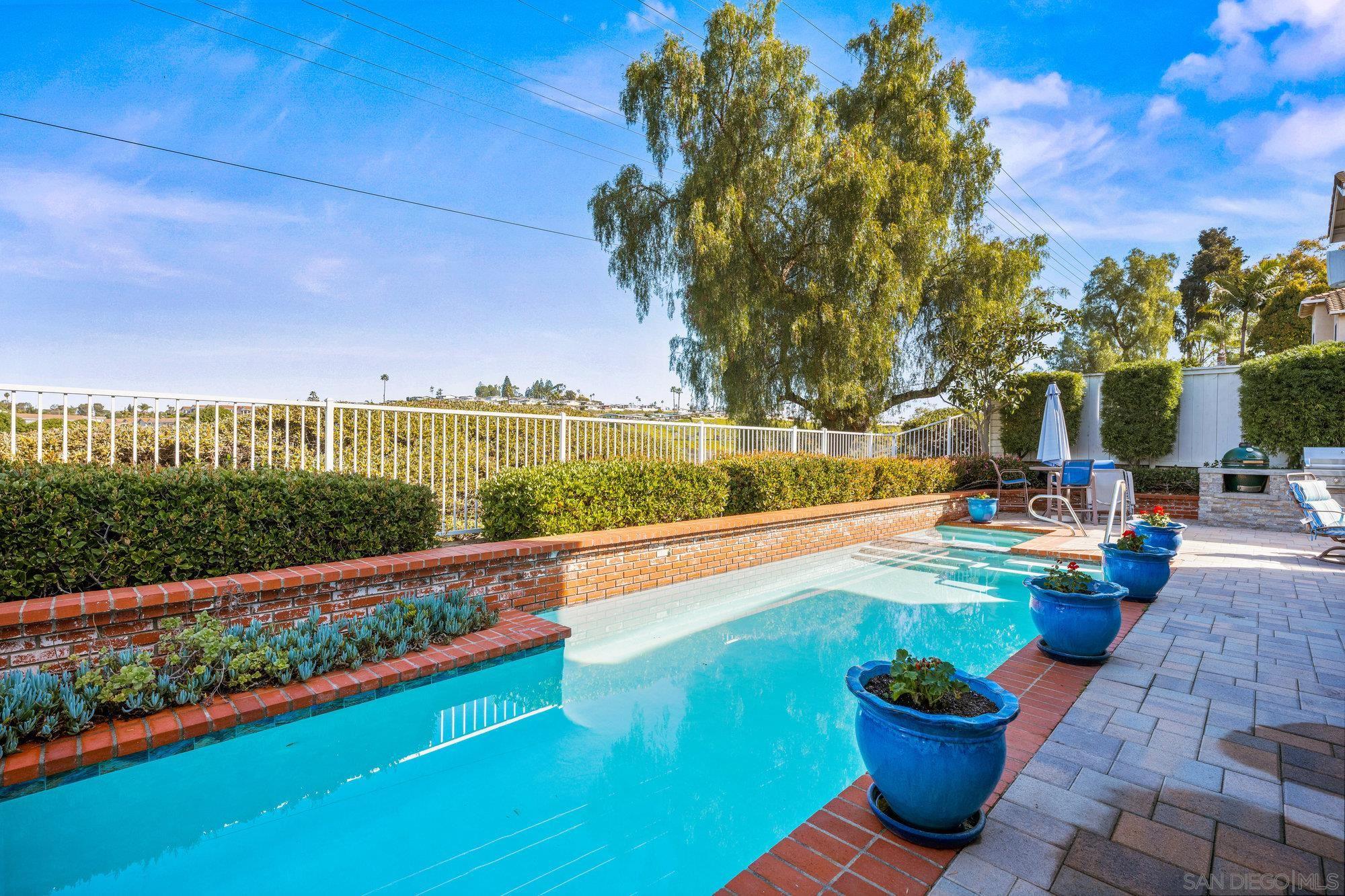 Detail Gallery Image 1 of 1 For 1984  Acorn Rd, San Marcos,  CA 92078 - 4 Beds | 3 Baths