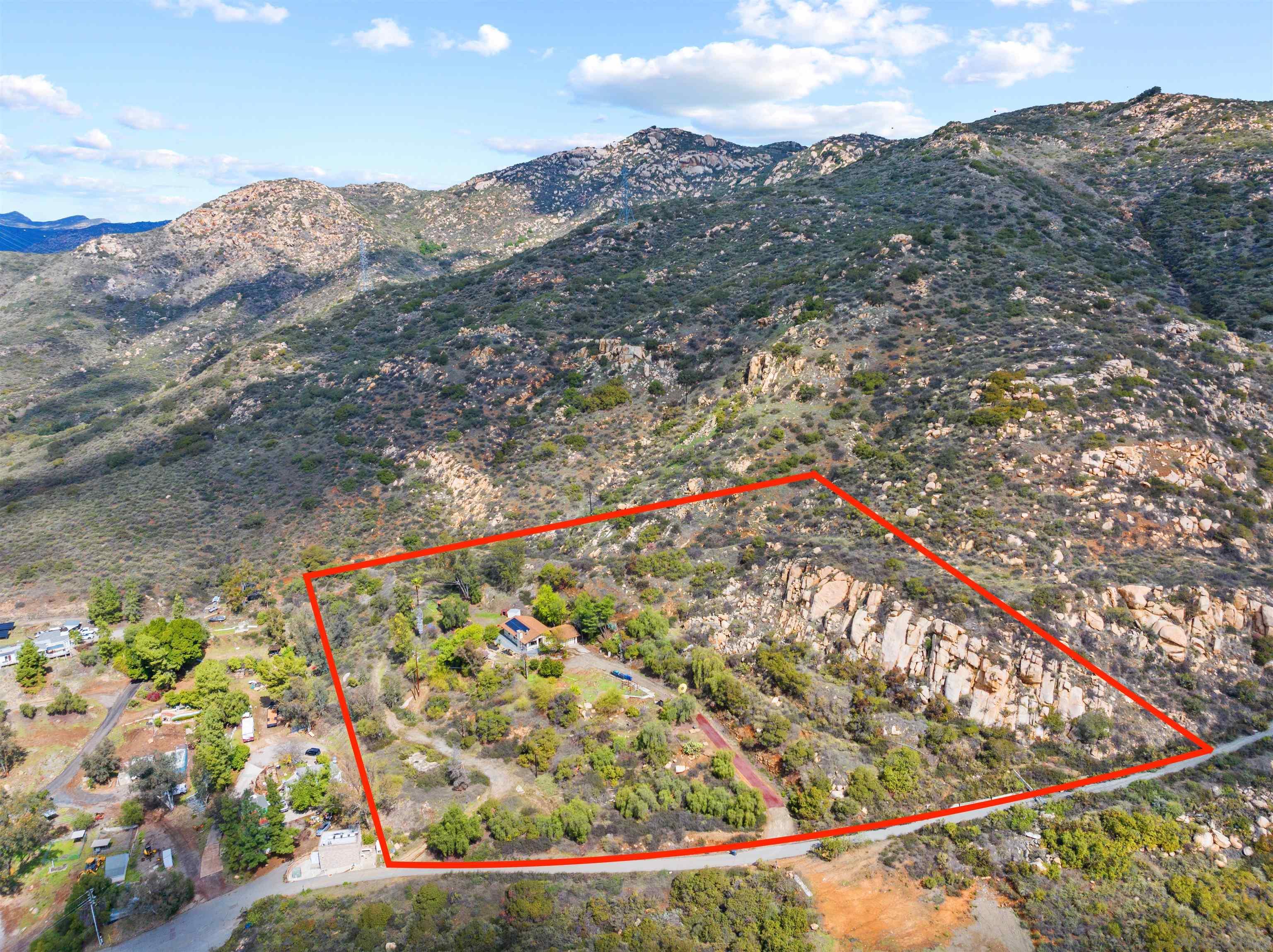 Detail Gallery Image 1 of 1 For 11751  Rocky Lane, Lakeside,  CA 92040 - 2 Beds | 2 Baths