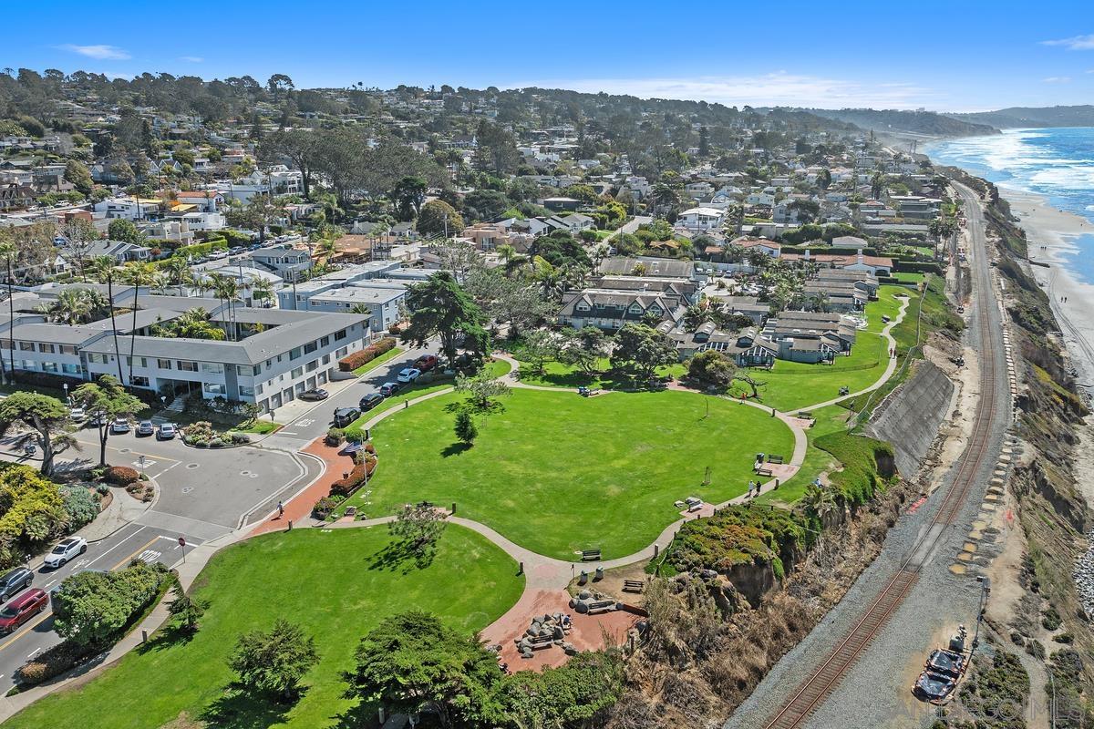 Detail Gallery Image 1 of 1 For 1310  Ocean Ave, Del Mar,  CA 92014 - 2 Beds | 2 Baths