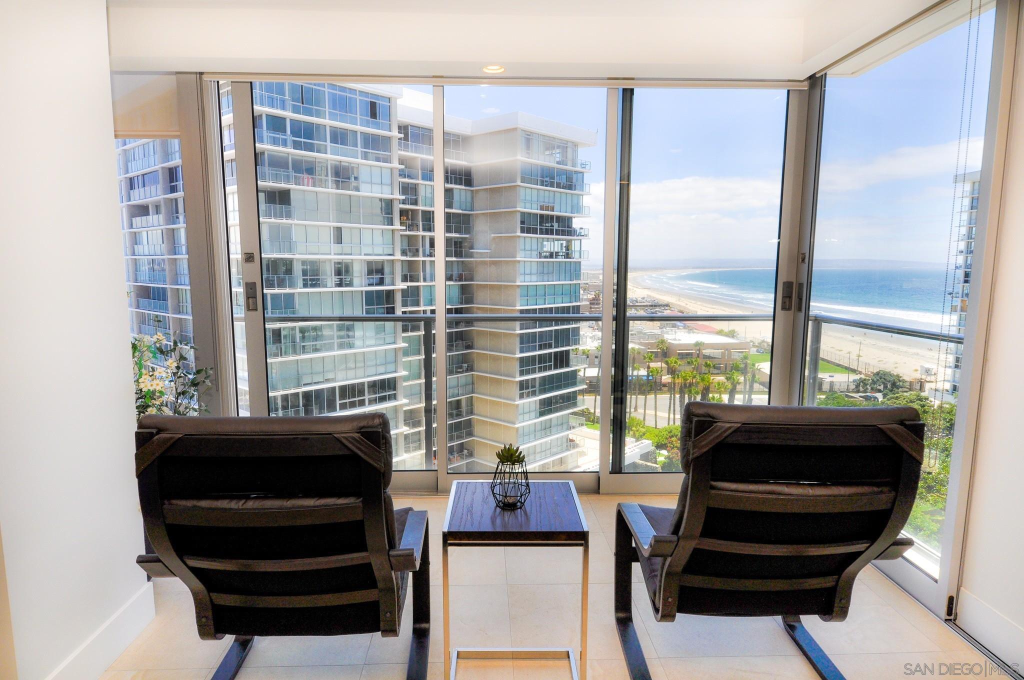 Detail Gallery Image 4 of 17 For 1810  Avenida Del Mundo  1009, Coronado,  CA 92118 - 2 Beds | 2 Baths