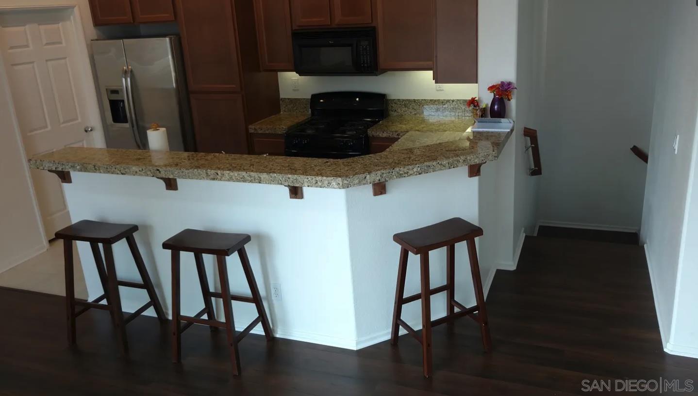 Detail Gallery Image 1 of 1 For 1419  Caminito Lucca  #1,  Chula Vista,  CA 91915 - 3 Beds | 2 Baths