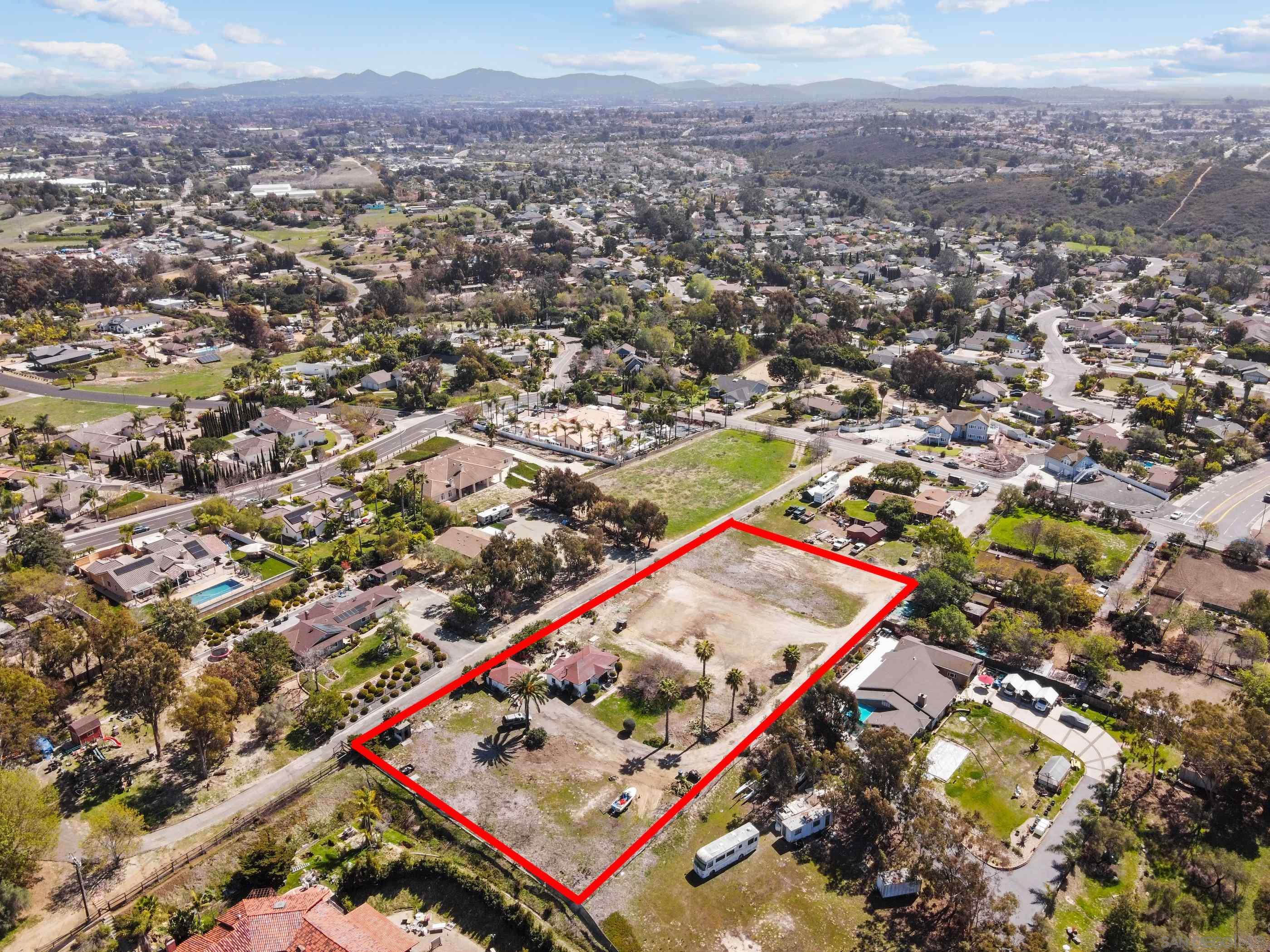 Detail Gallery Image 1 of 1 For 1895  Sunset Dr., Vista,  CA 92081 - 2 Beds | 1 Baths