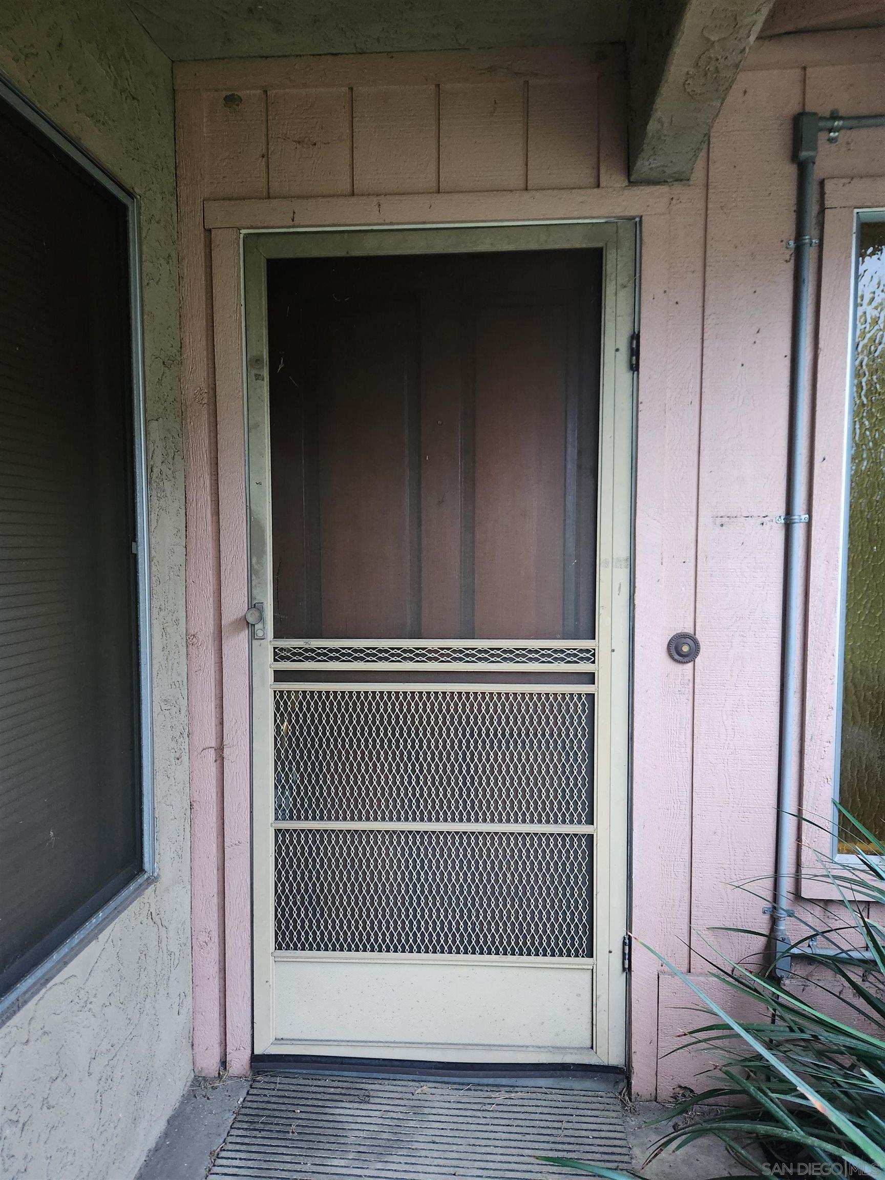 Detail Gallery Image 1 of 1 For 4754  Dauer Ave, La Mesa,  CA 91942 - 3 Beds | 2 Baths