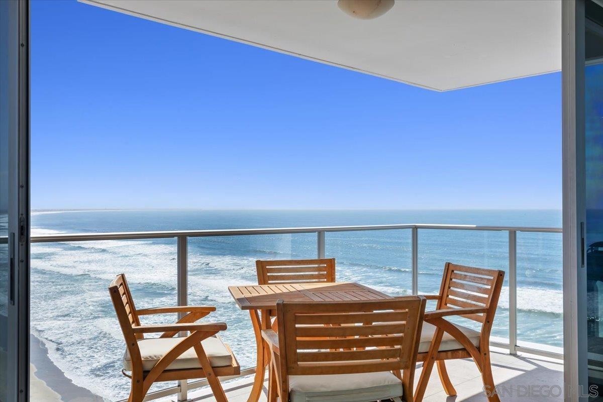 Detail Gallery Image 21 of 65 For 1830  Avenida Del Mundo  1210, Coronado,  CA 92118 - 2 Beds | 2 Baths