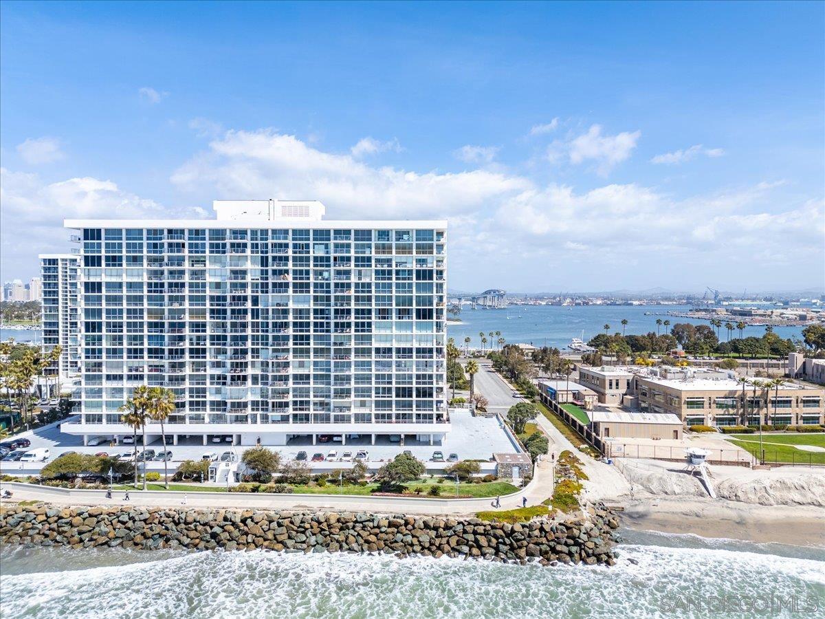 Detail Gallery Image 49 of 65 For 1830  Avenida Del Mundo  1210, Coronado,  CA 92118 - 2 Beds | 2 Baths