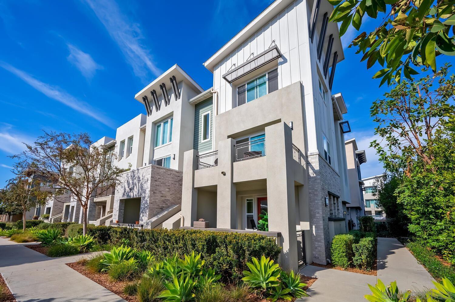 Detail Gallery Image 1 of 1 For 6108  Colt Pl  #101,  Carlsbad,  CA 92009 - 3 Beds | 2/2 Baths