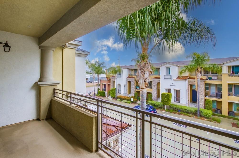 Detail Gallery Image 1 of 1 For 5072  Plaza Promenade, San Diego,  CA 92123 - 2 Beds | 2 Baths
