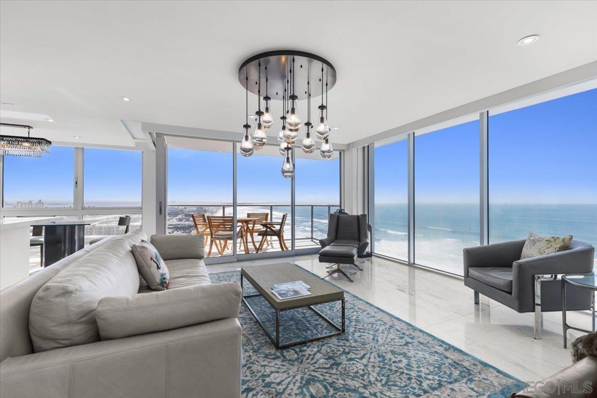 Detail Gallery Image 15 of 65 For 1830  Avenida Del Mundo  1210, Coronado,  CA 92118 - 2 Beds | 2 Baths