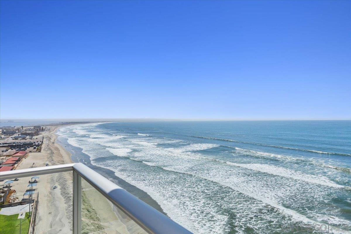 Detail Gallery Image 25 of 65 For 1830  Avenida Del Mundo  1210, Coronado,  CA 92118 - 2 Beds | 2 Baths