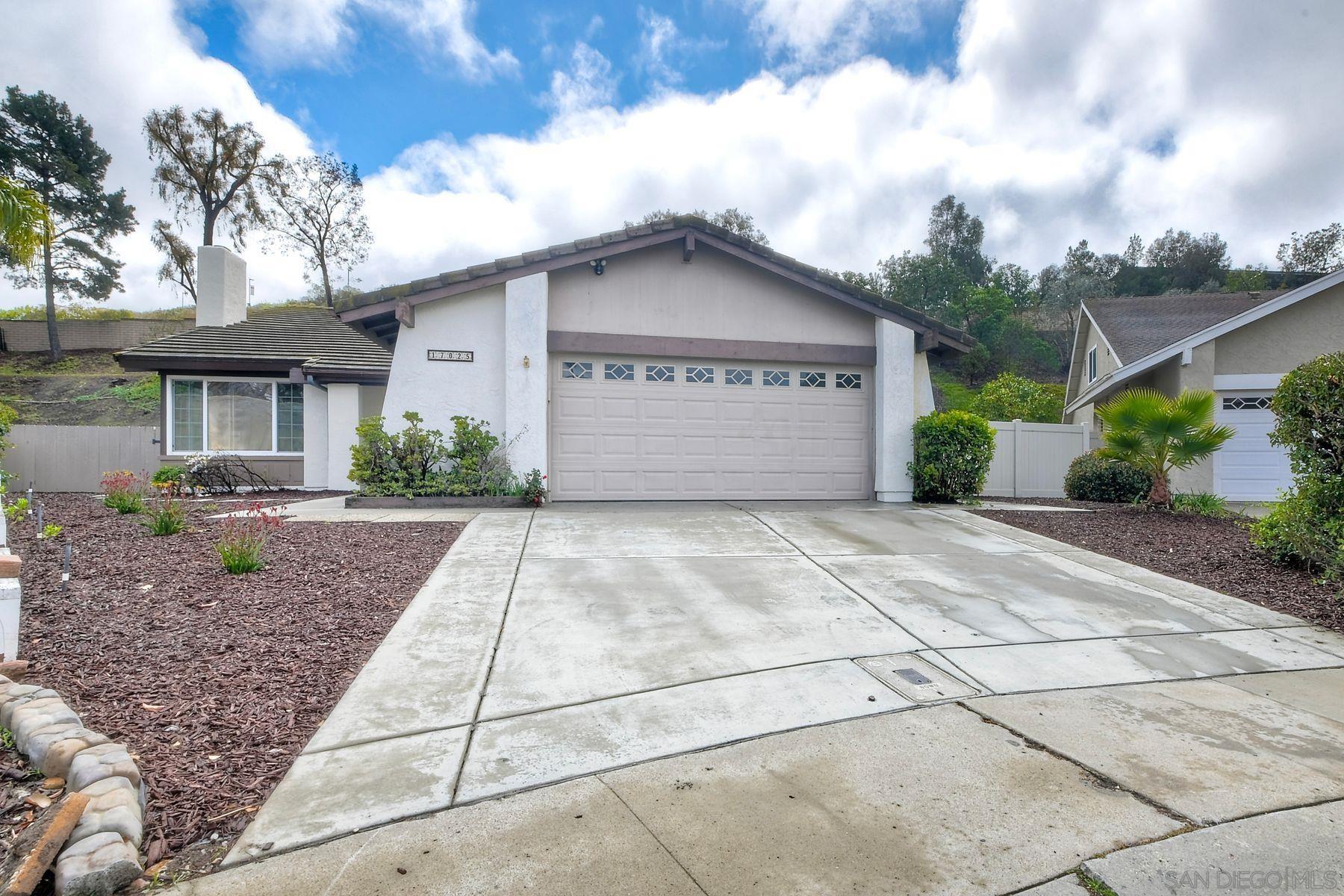 Detail Gallery Image 1 of 1 For 17025  Capilla Place, San Diego,  CA 92127 - 3 Beds | 2 Baths