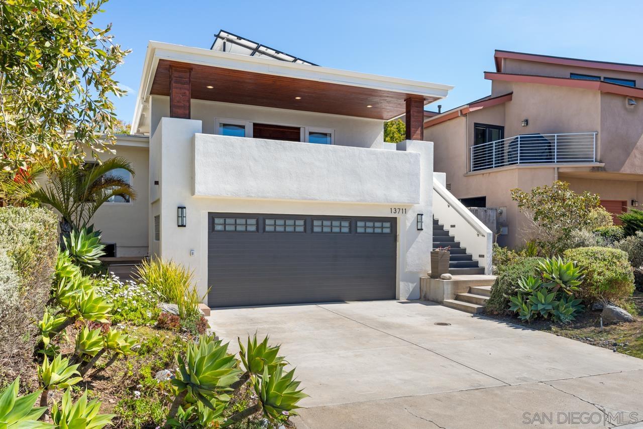 Detail Gallery Image 1 of 1 For 13711  Mercado Dr, Del Mar,  CA 92014 - 3 Beds | 2 Baths