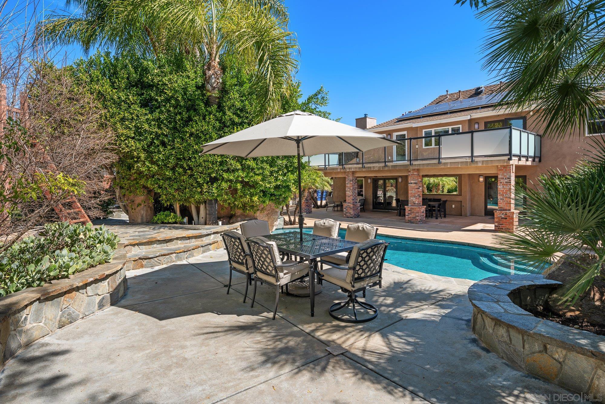 Detail Gallery Image 1 of 1 For 24002  Del Amo Rd, Ramona,  CA 92065 - 5 Beds | 5 Baths