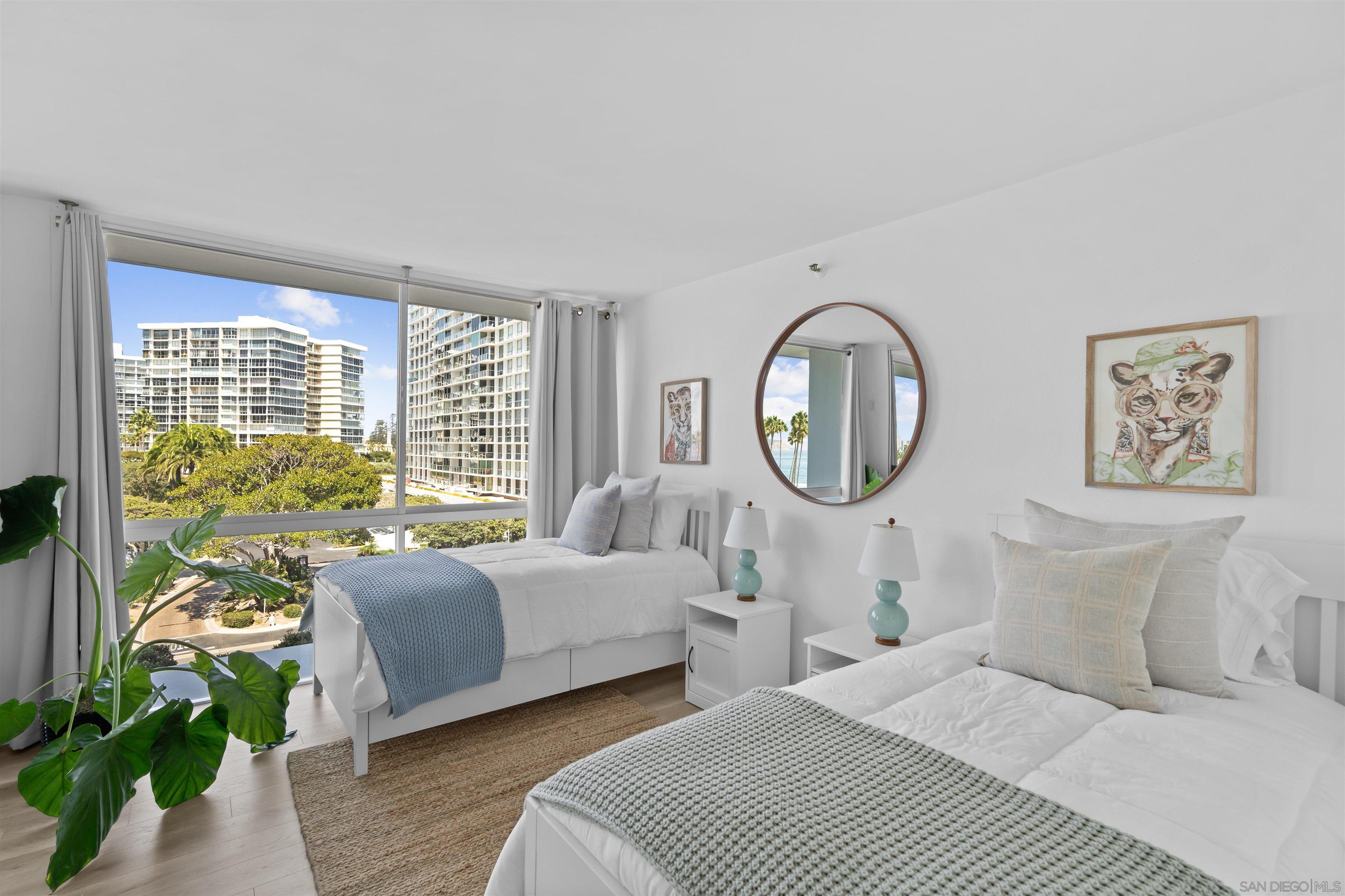 Detail Gallery Image 13 of 20 For 1810  Avenida Del Mundo  307, Coronado,  CA 92118 - 2 Beds | 2 Baths