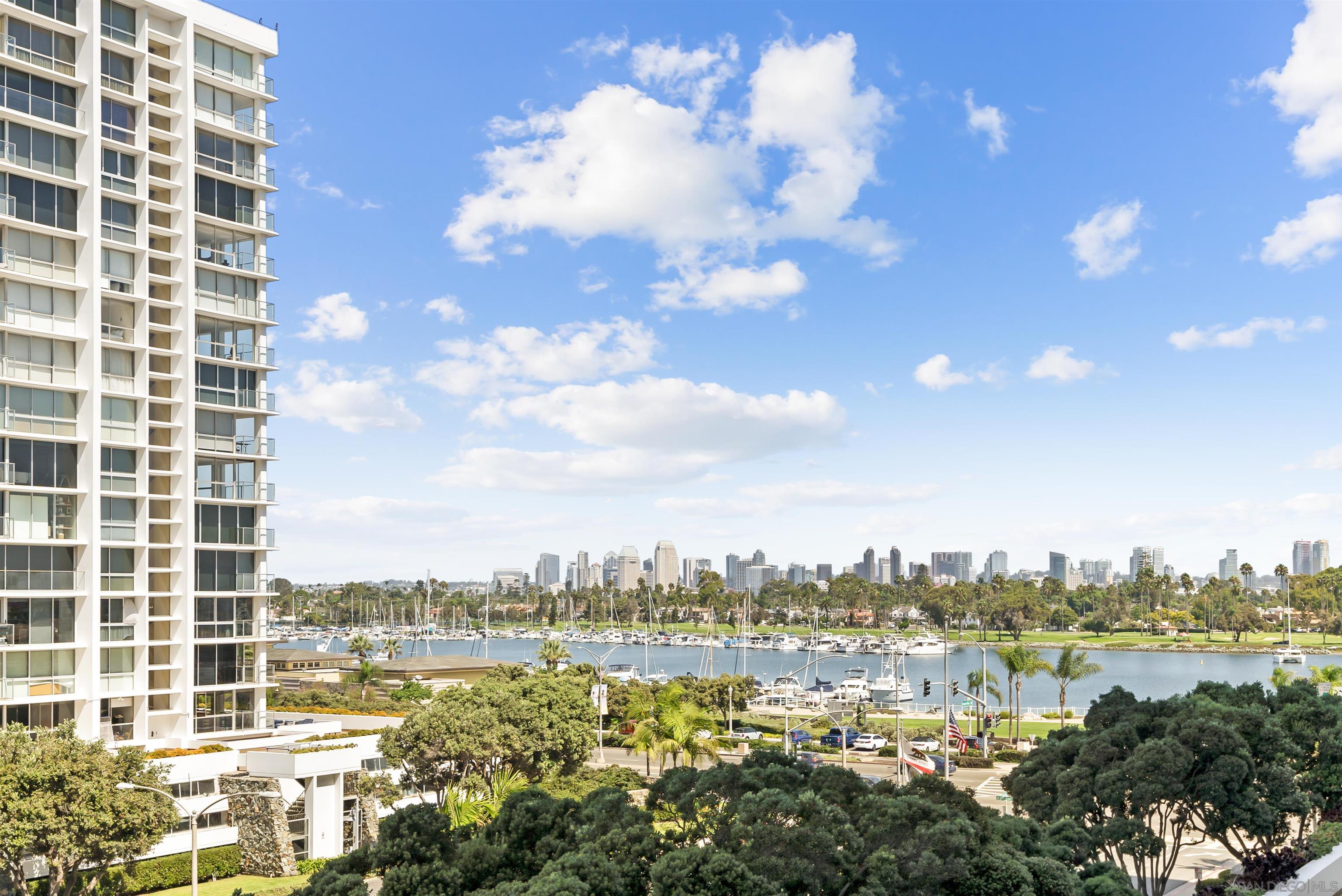 Detail Gallery Image 17 of 20 For 1810  Avenida Del Mundo  307, Coronado,  CA 92118 - 2 Beds | 2 Baths