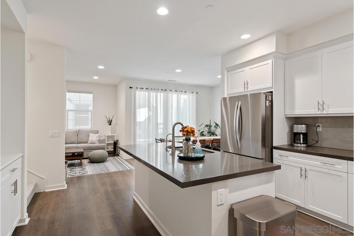 Detail Gallery Image 1 of 1 For 317  Waverunner Ct., Santee,  CA 92071 - 2 Beds | 2/1 Baths