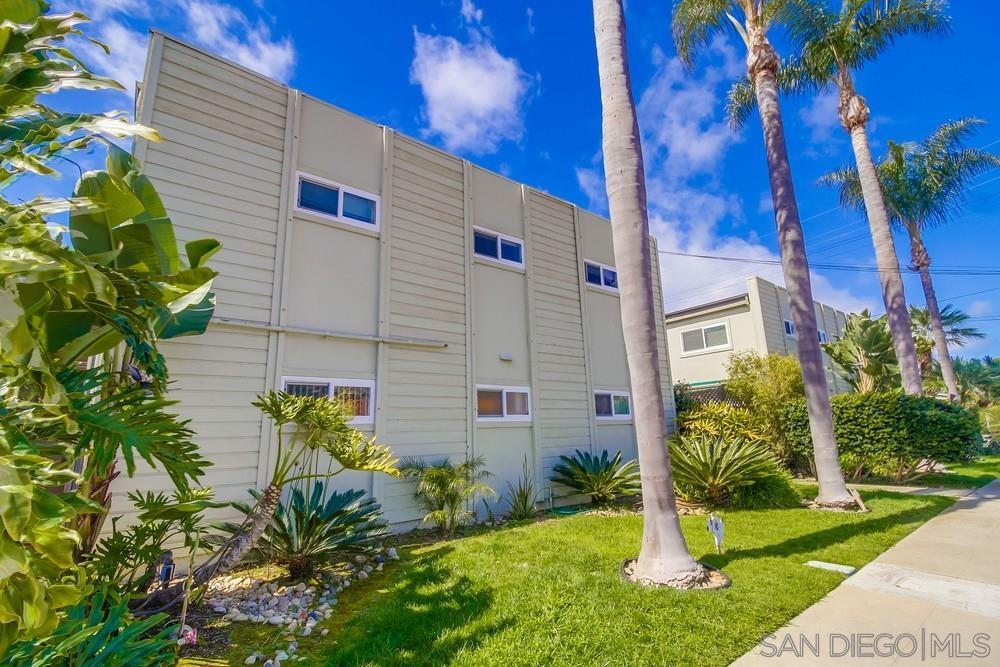 Detail Gallery Image 1 of 1 For 447  Rosemont St, La Jolla,  CA 92037 - 2 Beds | 2 Baths