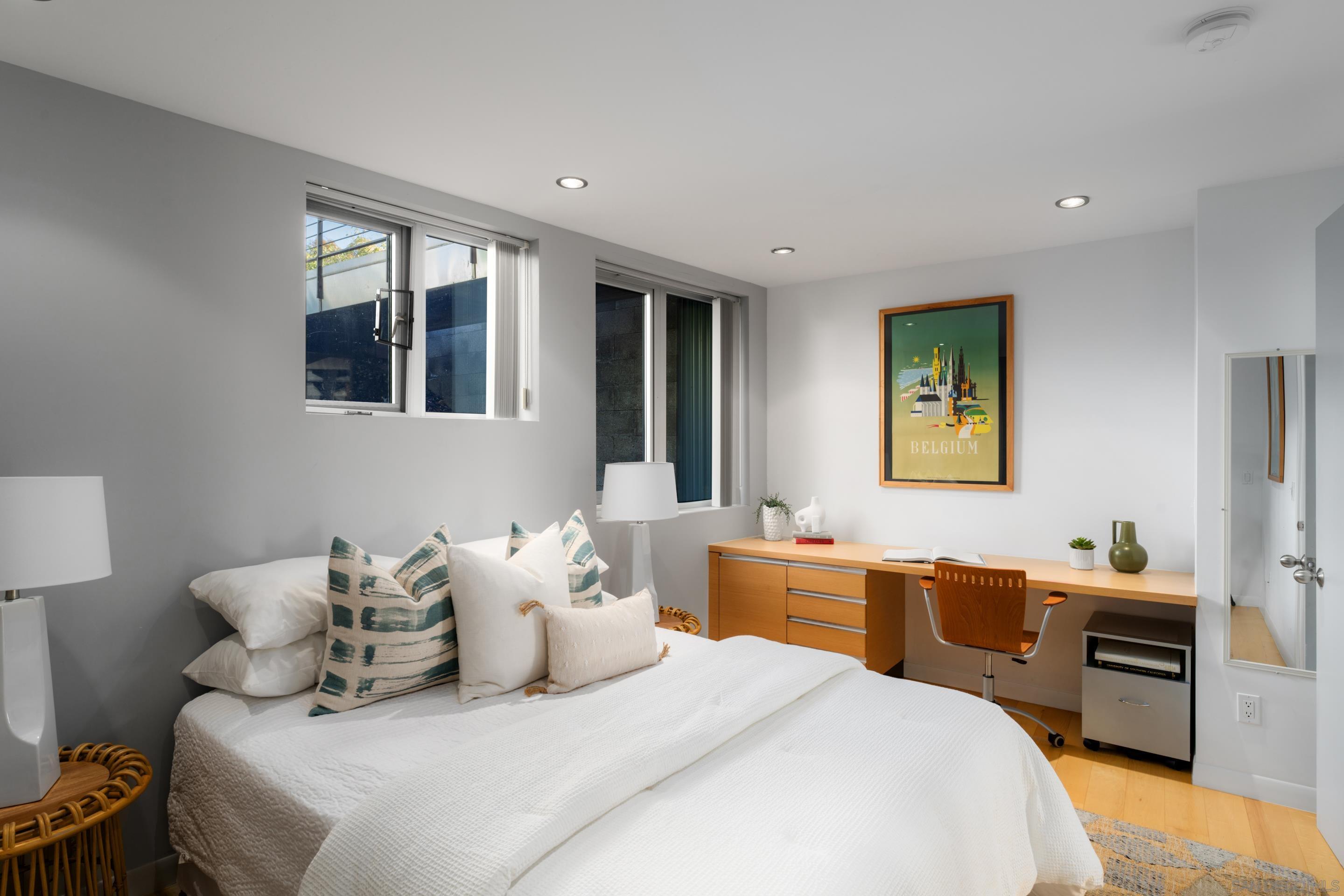 Detail Gallery Image 20 of 31 For 2730  Brant St, San Diego,  CA 92103 - 4 Beds | 3/1 Baths