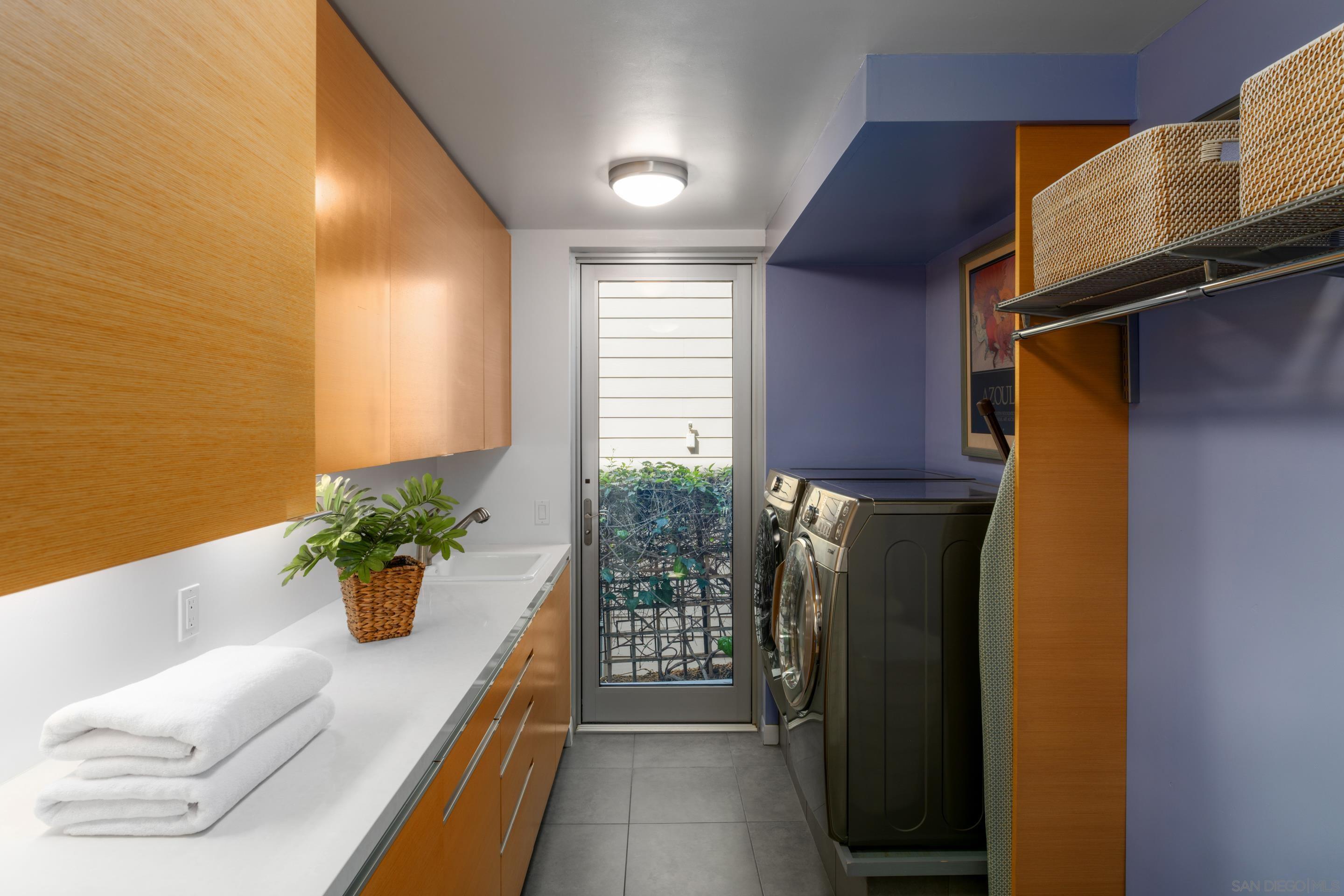 Detail Gallery Image 22 of 31 For 2730  Brant St, San Diego,  CA 92103 - 4 Beds | 3/1 Baths