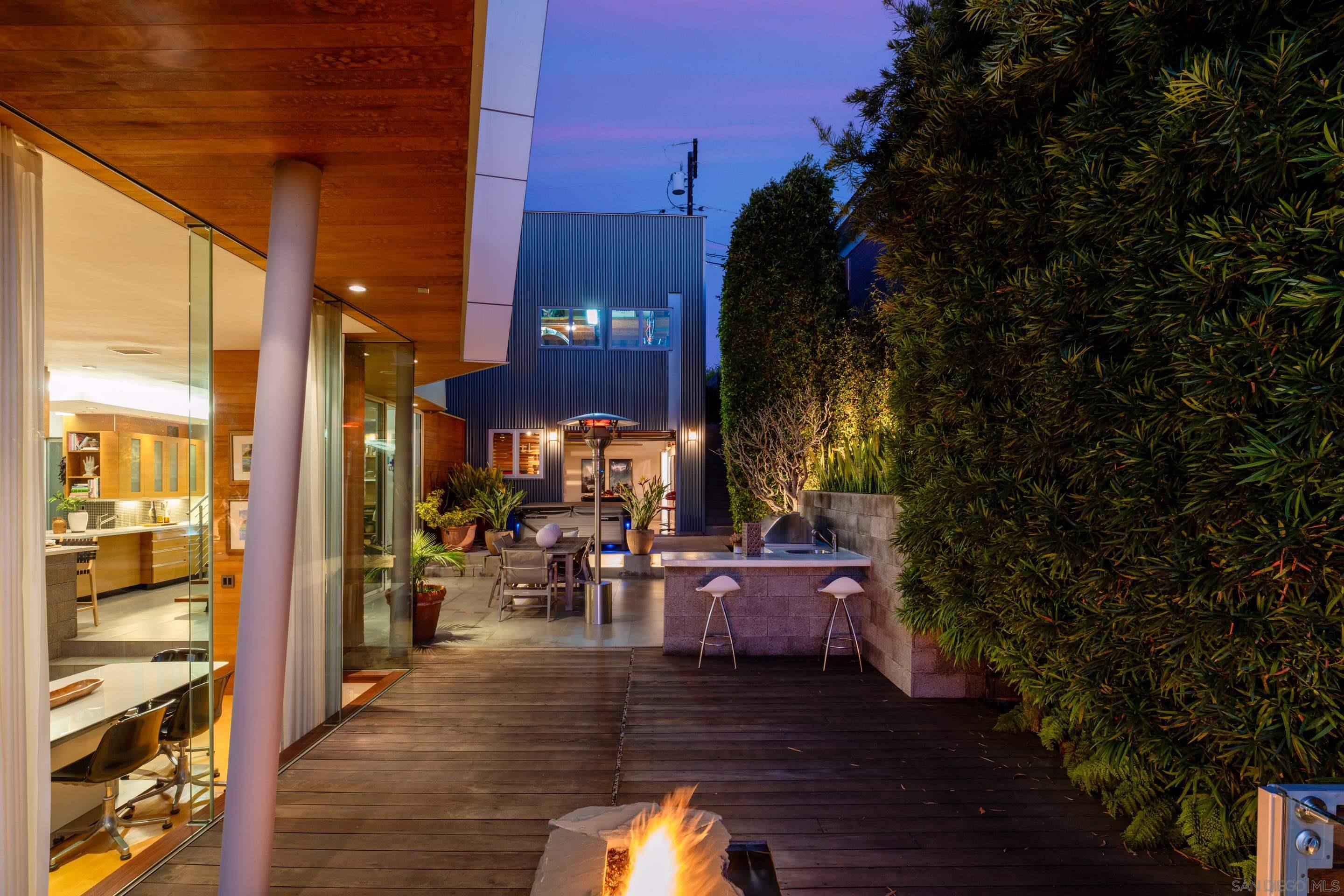 Detail Gallery Image 29 of 31 For 2730  Brant St, San Diego,  CA 92103 - 4 Beds | 3/1 Baths