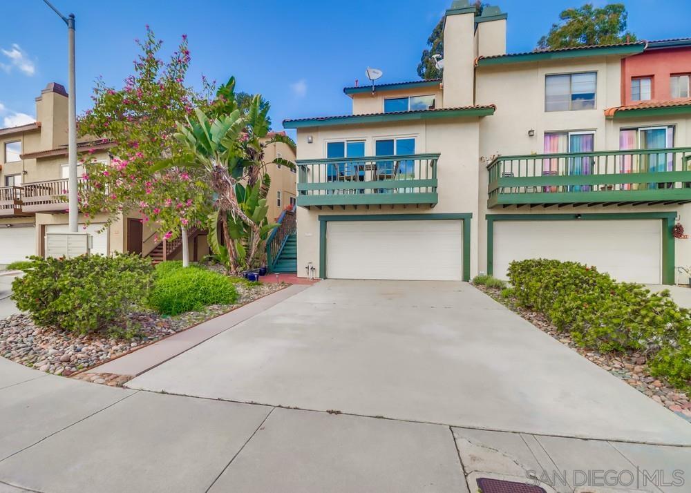 Detail Gallery Image 3 of 45 For 6826  Camino Berdecio, San Diego,  CA 92111 - 3 Beds | 3 Baths