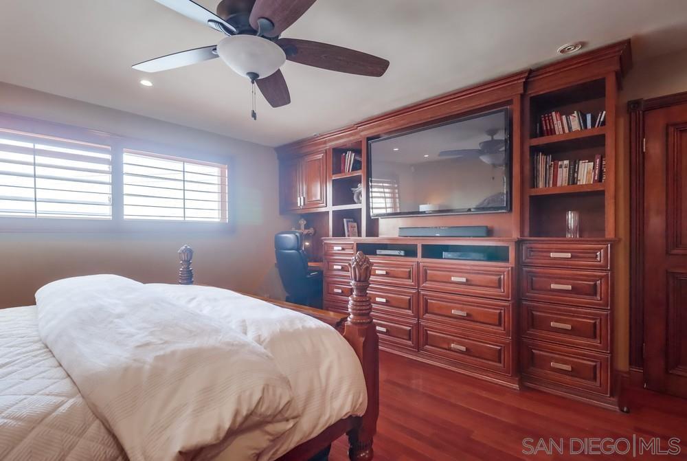 Detail Gallery Image 28 of 45 For 6826  Camino Berdecio, San Diego,  CA 92111 - 3 Beds | 3 Baths