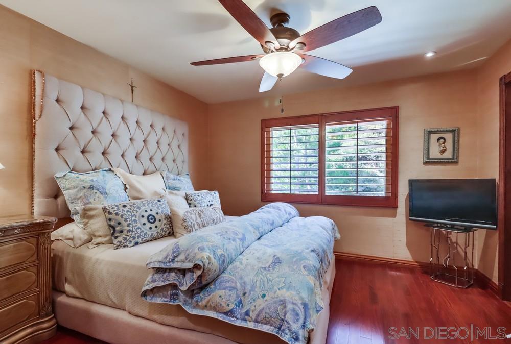 Detail Gallery Image 33 of 45 For 6826  Camino Berdecio, San Diego,  CA 92111 - 3 Beds | 3 Baths