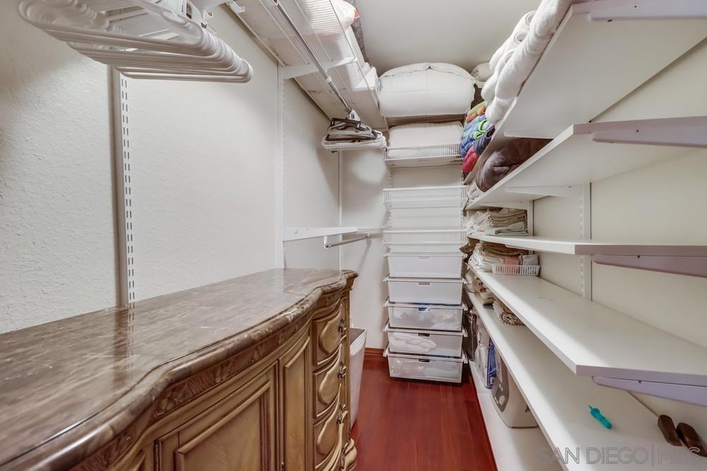 Detail Gallery Image 35 of 45 For 6826  Camino Berdecio, San Diego,  CA 92111 - 3 Beds | 3 Baths